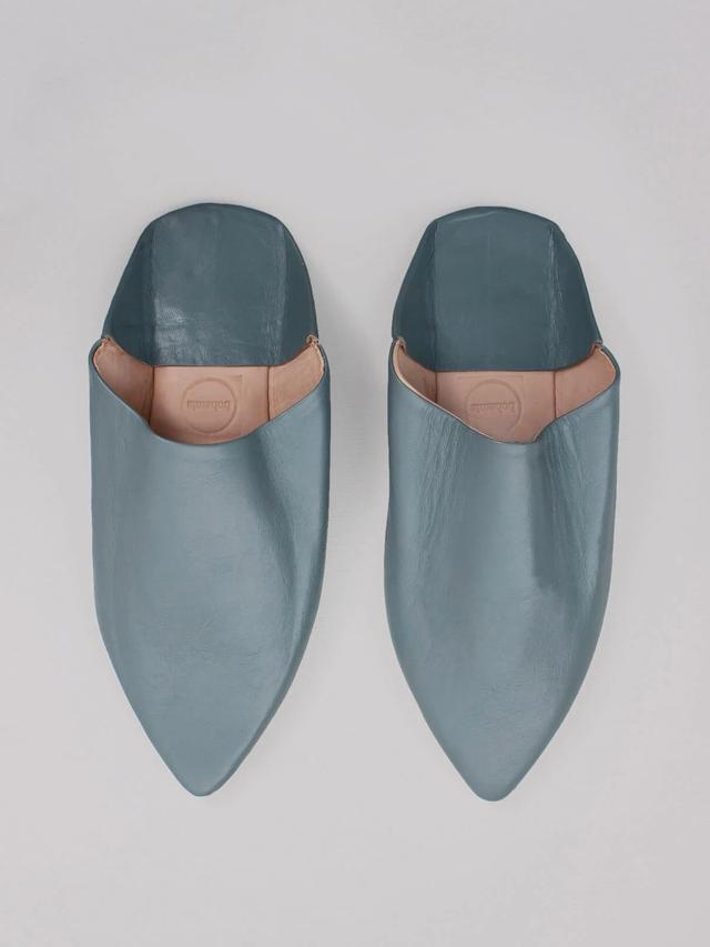 Authentic Moroccan Men's Pointed Babouche Slippers - Soft Leather Grey House Shoes for Comfortable Indoor & Outdoor Wear - Perfect for Home, Lounge, and Cultural Fashion