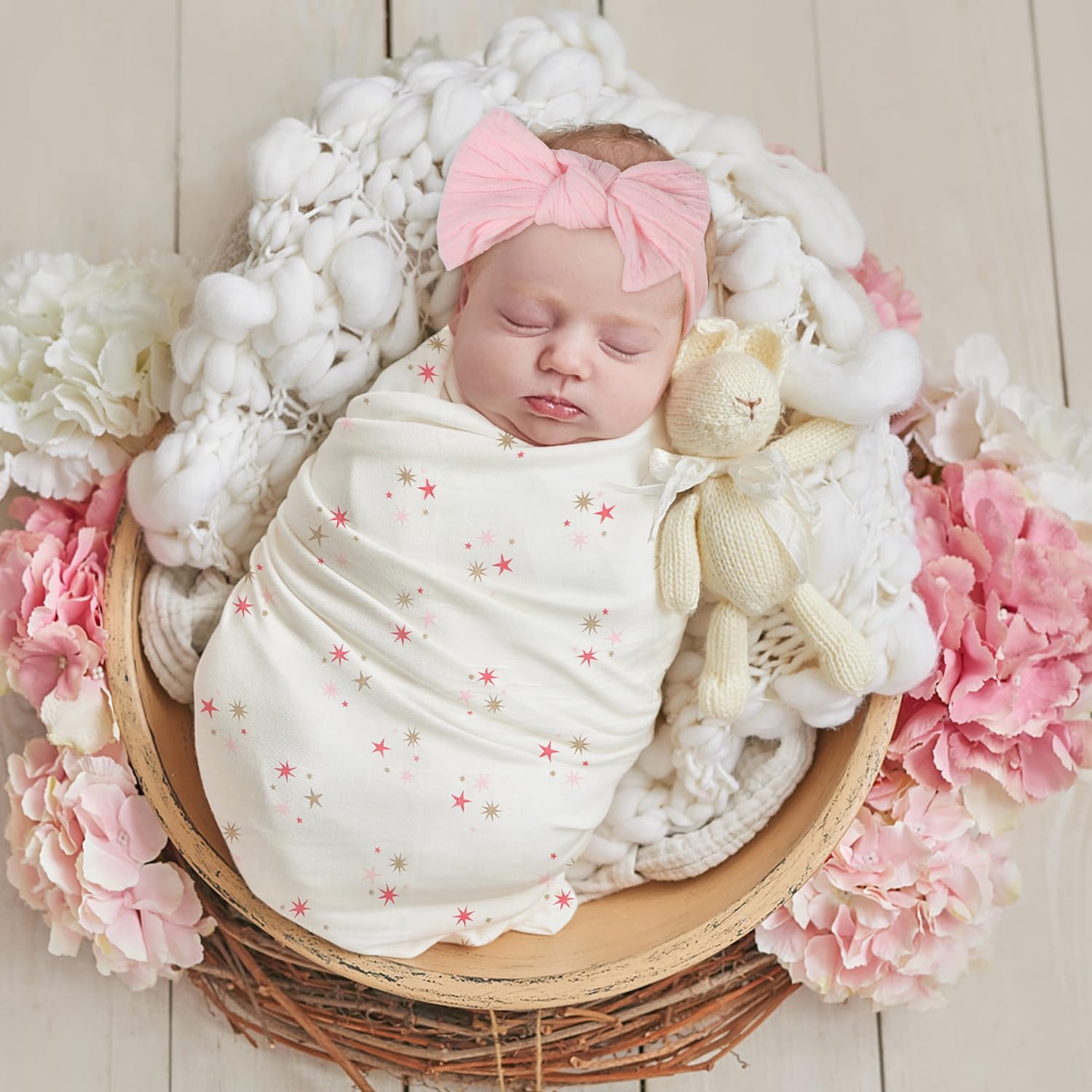 **Baby Girl Gift Set - Newborn Essentials with Wooden Basket, Swaddle Blanket, Rattle Toy, Onesie & Hair Brush - Perfect Baby Shower Gifts for Girls**    *(Use Case: Ideal for baby showers, birthdays, christenings, or as a thoughtful welcome gift for newborn girls.)*