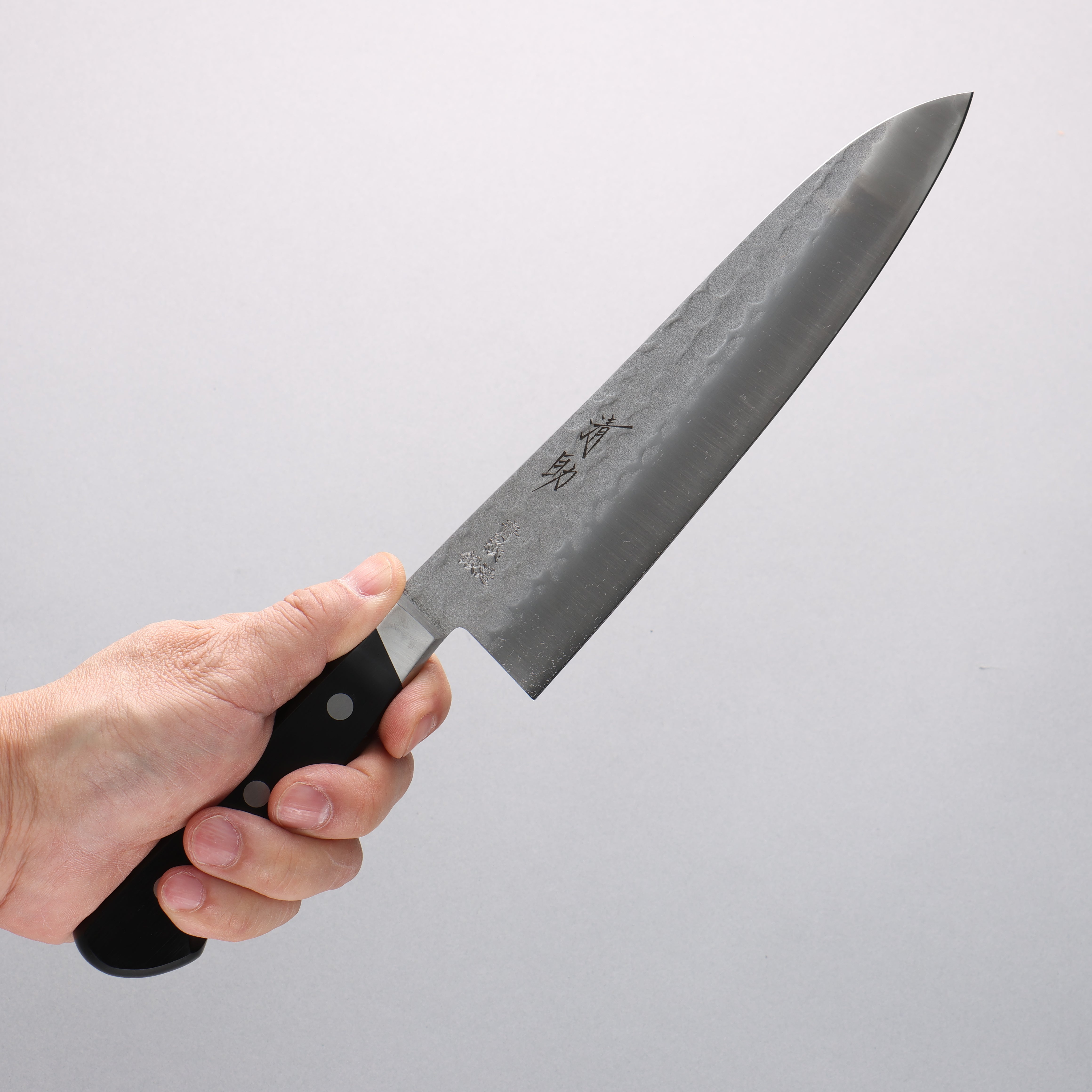 Premium Seisuke Blue Steel No.2 Nashiji Hammered Gyuto Chef Knife 200mm (8 Inch) with Black Pakkawood Handle - Japanese Kitchen Knife for Professional Chefs & Home Cooking, Perfect for Slicing, Dicing & Meat Cutting