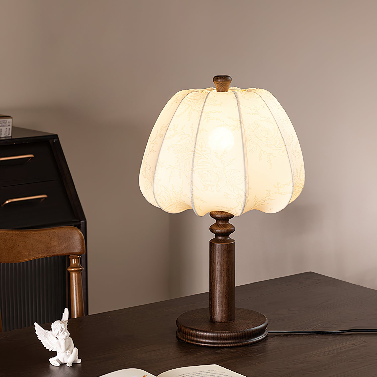 Stylish Bari Fabric Table Lamp - Soft Lighting for Bedroom, Living Room & Office - Modern Home Decor