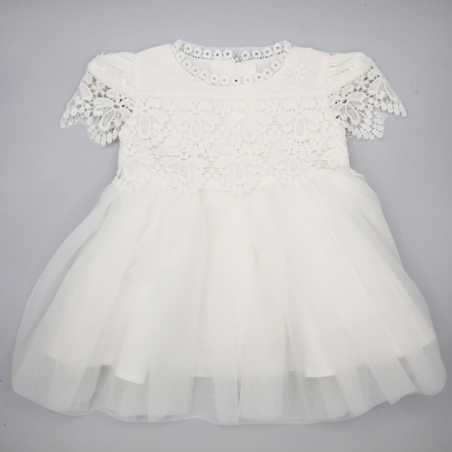 Exquisite Guipure Lace Christening Gown for Baby Girls - Perfect for Baptism, First Communion & Special Occasions