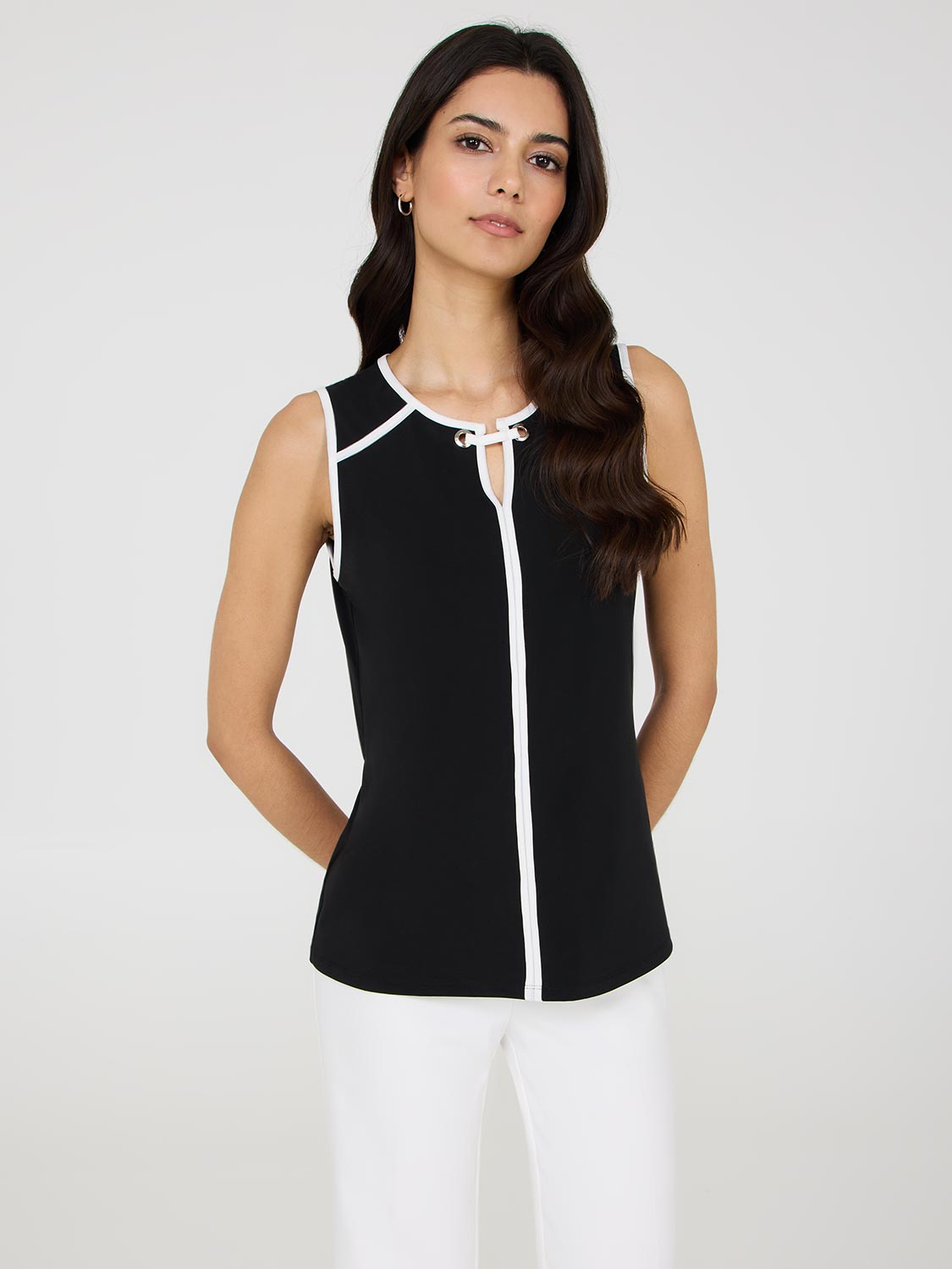 Stylish Contrast Piping Sleeveless Top for Women - Fashionable Summer Blouse for Casual Outings & Date Nights