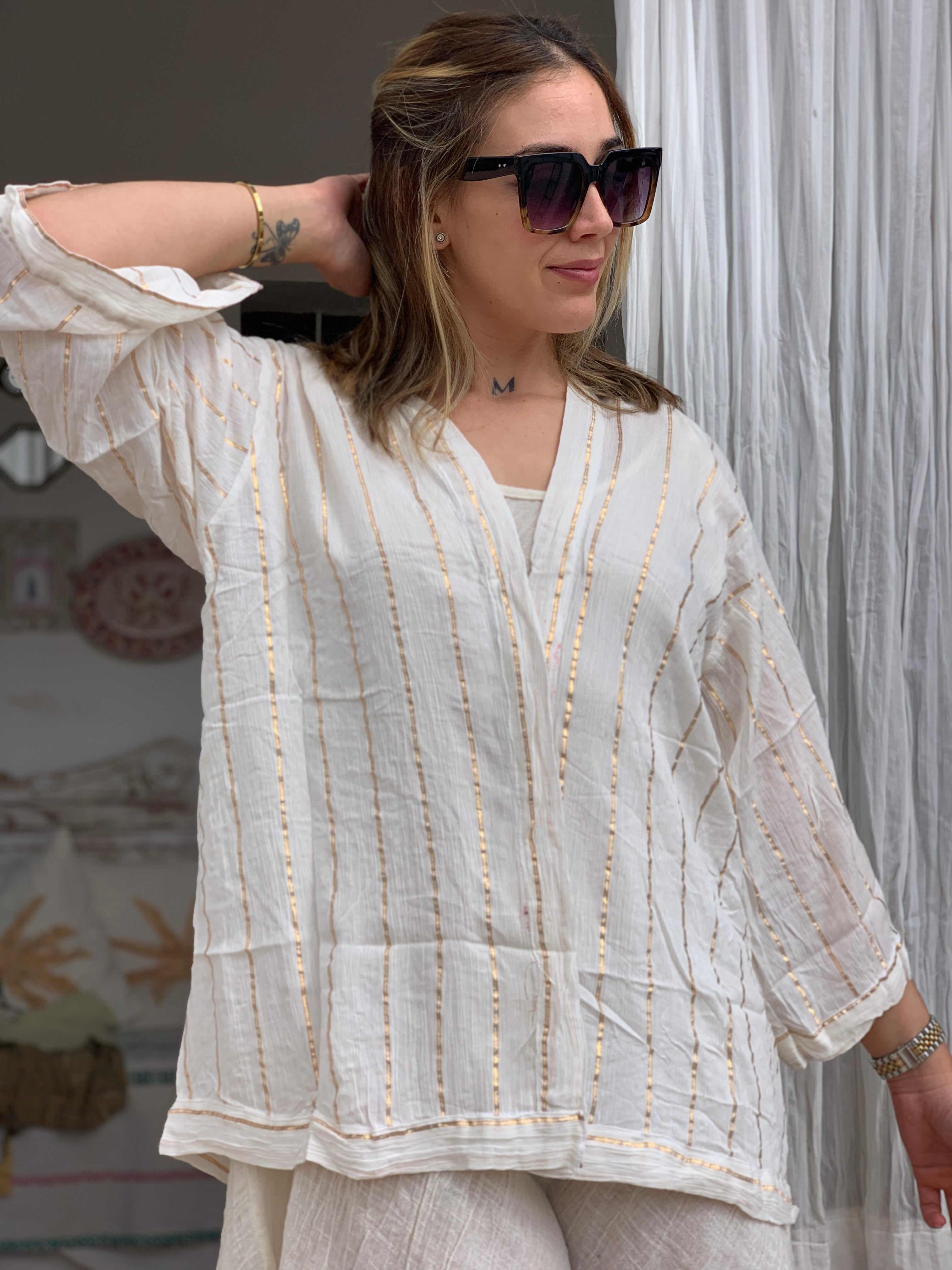 Boho Short Kimono in White with Gold Lurex - Stylish Beach Cover Up for Summer, Poolside, and Music Festivals