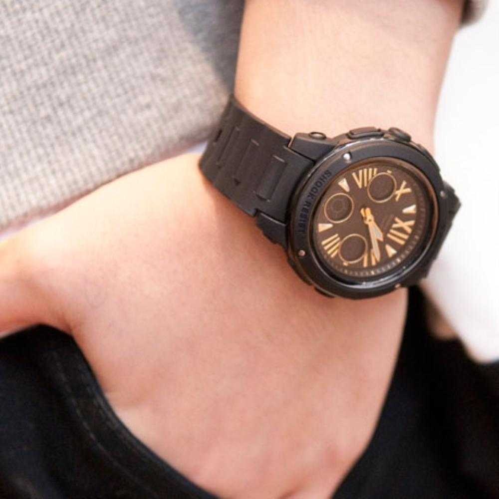 Casio Baby-G BGA-153-1BDR Digital Sport Watch for Women - Water Resistant, Shock Resistant, LED Backlight - Perfect for Running, Swimming & Outdoor Activities