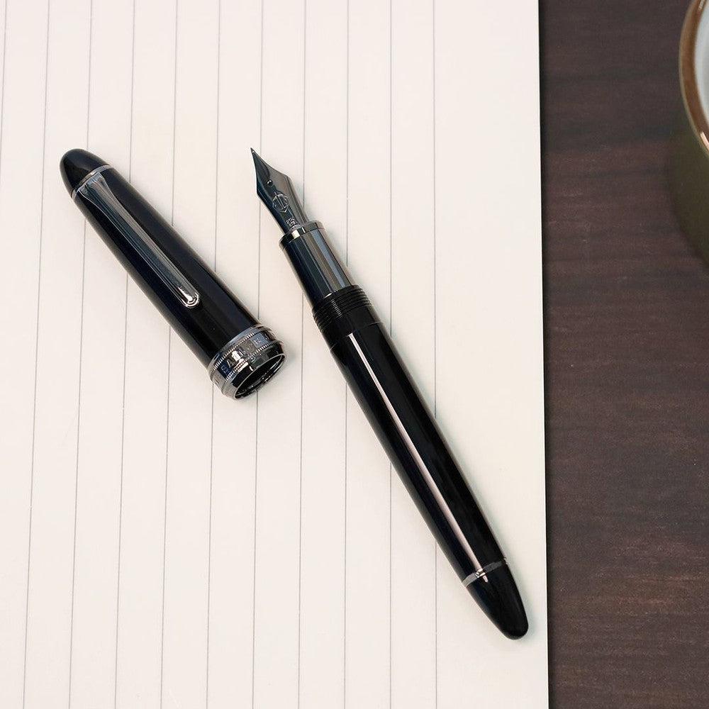 Sailor Fountain Pen Naginata Togi - Premium Black Trim Calligraphy Pen for Writing, Journaling & Gift Giving
