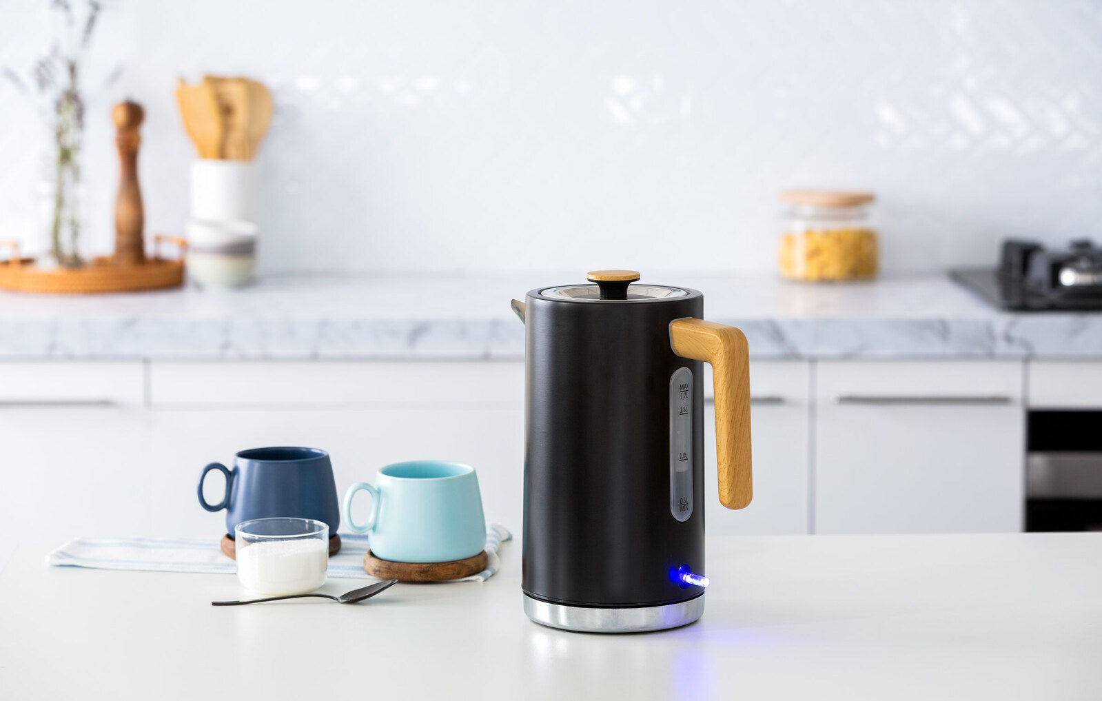 1.7L Black Kitchen Kettle & 2-Slice Toaster Set with Wood Accents - Perfect for Breakfast, Tea Time & Small Kitchen Spaces