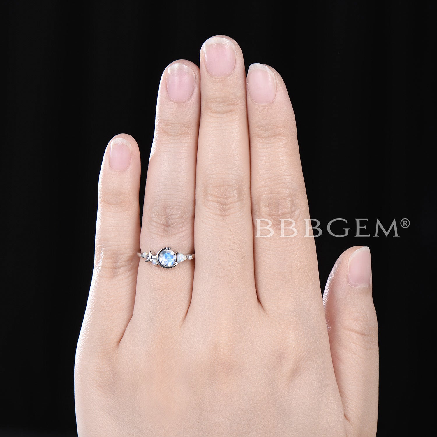 Natural Moonstone & Opal Engagement Ring for Women - Round Moon Star Wedding Band, Promise Ring, Anniversary Jewelry Gift for Her - Perfect for Proposals, Bridal Sets & Special Occasions