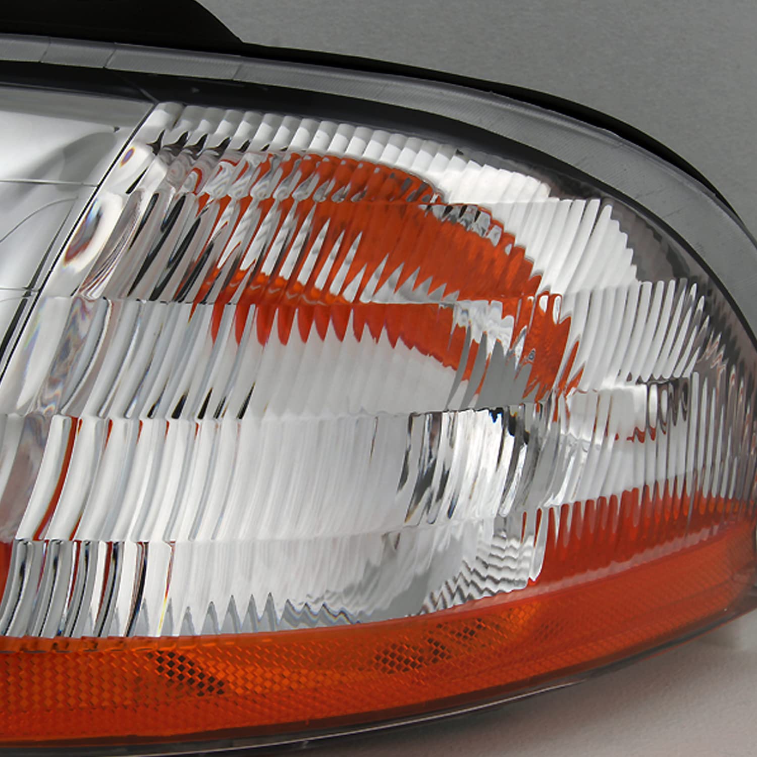 AKKON Replacement Chrome Bezel Headlights for Ford Windstar - Driver & Passenger Side Headlamp Pair - OE Style Fit, Durable & Bright Lighting for Night Driving and Foggy Conditions