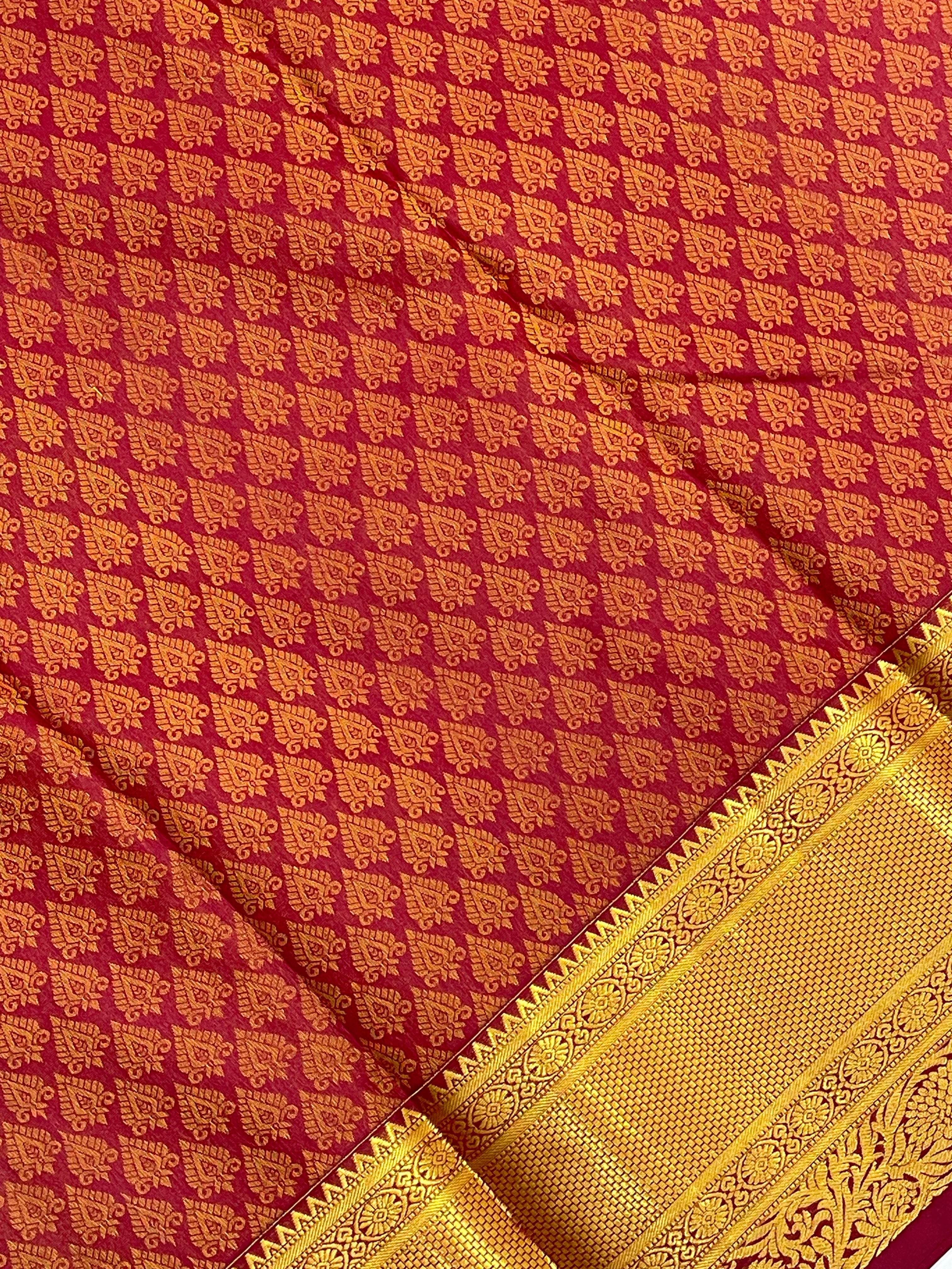 Elegant Maroon Floral Pure Kanchipuram Silk Saree with Gold Zari Work for Women | Traditional Indian Bridal & Wedding Attire | Perfect for Festivals & Special Occasions