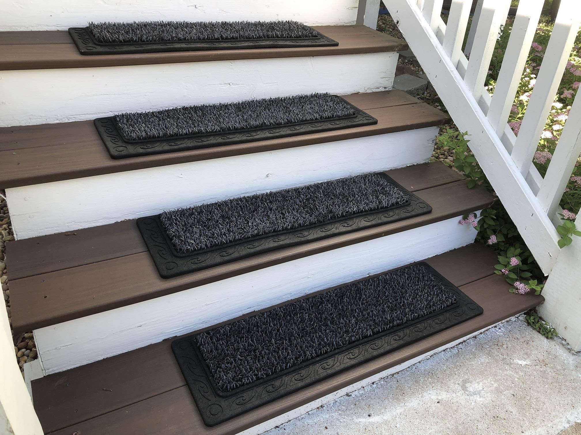 Clean Machine 10376927 Filigree Dirt Trapper Stair Treads - 8.5