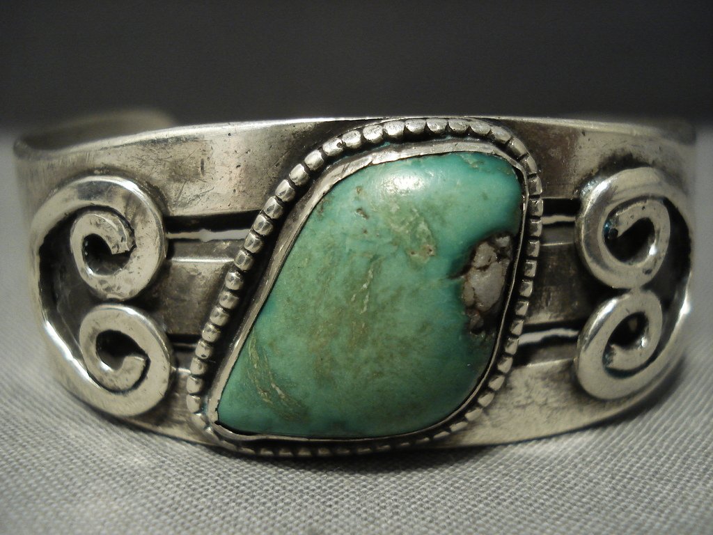 Vintage 1920s Navajo Silver Turquoise Bracelet - Handmade Native American Jewelry with Cerrillos Turquoise for Boho Fashion & Western Style Accessories