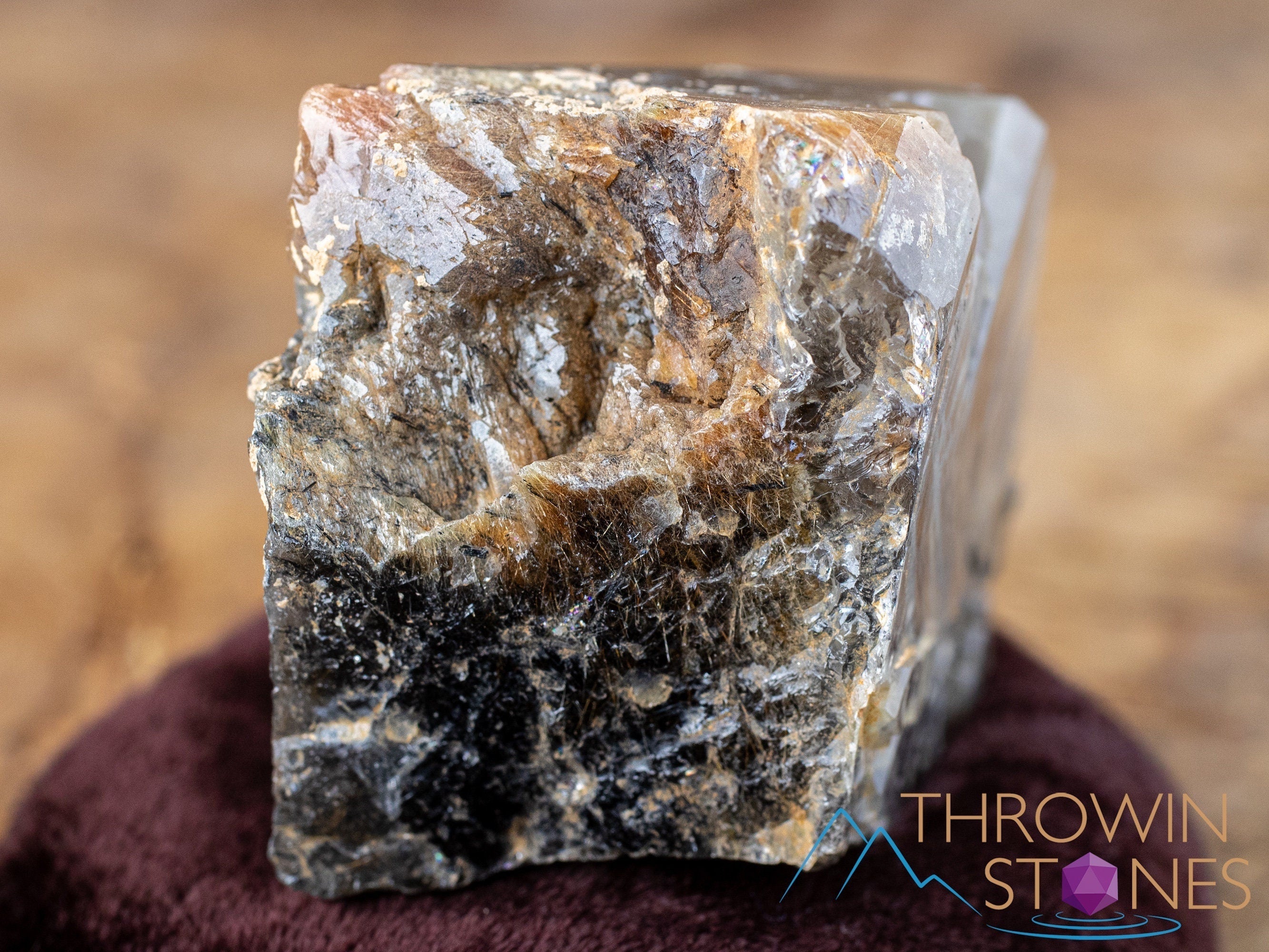 Natural QUARTZ Raw Crystal with Riebeckite, Rutile & Aegirine - Healing Stones Collection for Home Decor, Housewarming Gift & Spiritual Healing - Perfect for Meditation, Yoga & Energy Cleansing