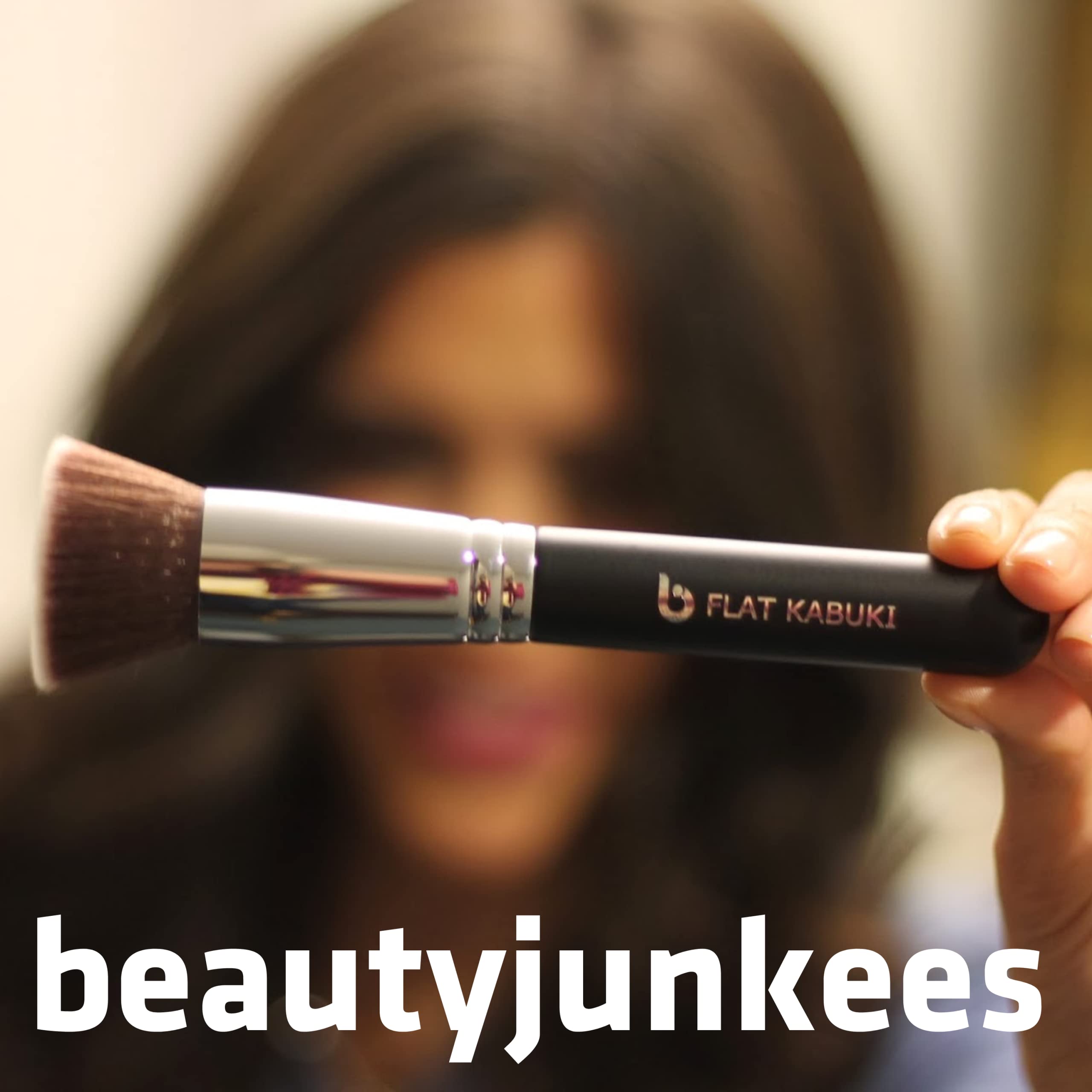 Flat Top Kabuki Foundation Brush - Large Dense Synthetic Makeup Brush for Liquid, Cream & Powder | Perfect for Buffing, Blending & Stippling | Professional Makeup Applicator for Flawless Base | Ideal for Everyday Makeup & Airbrush Finish