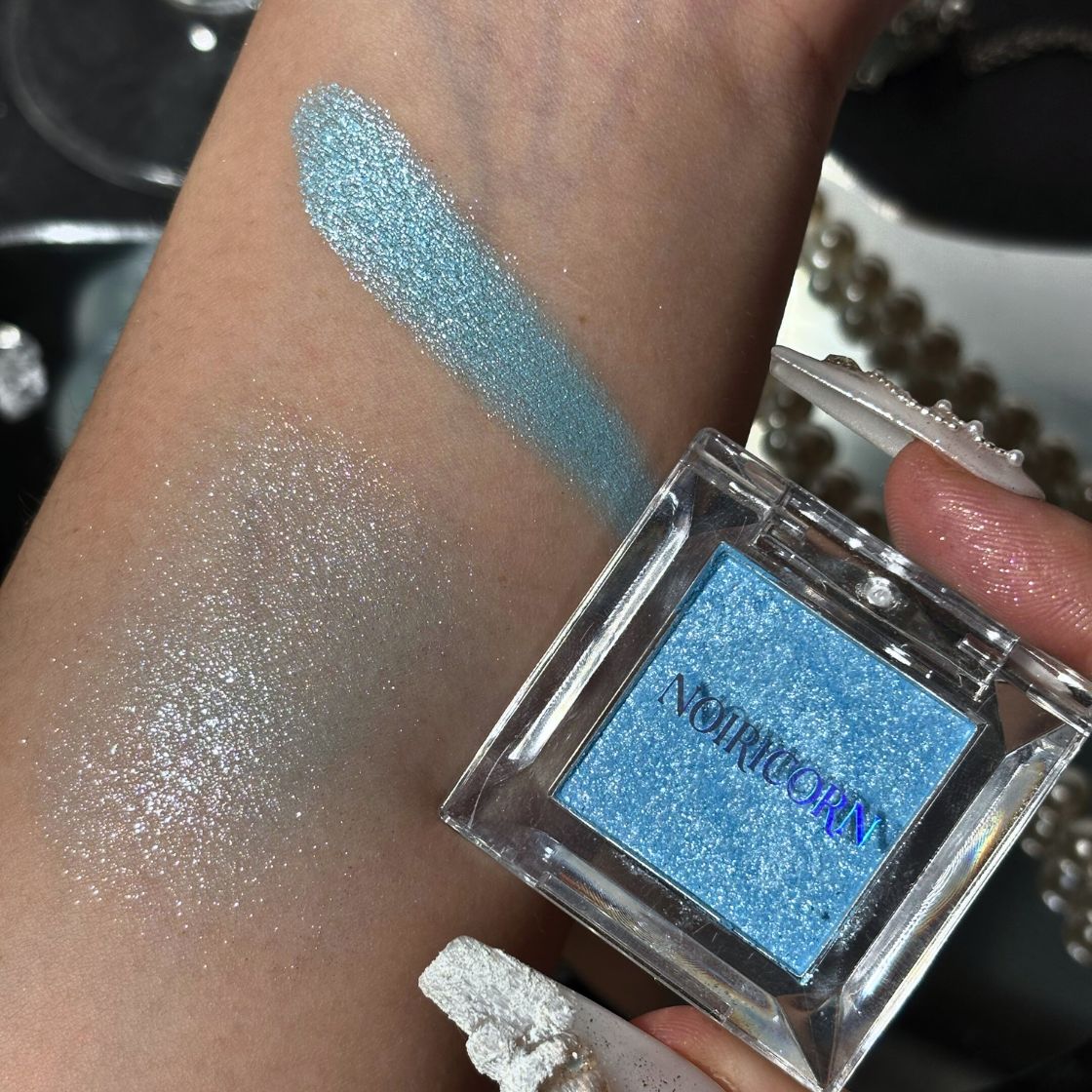 NOIRICORN Lulicore Duochrome Eyeshadow Palette - #Morning Dew - Long Lasting Pigmented Makeup for Day & Night Wear - Perfect for Parties, Date Nights & Special Occasions
