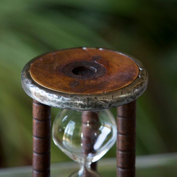 Vintage Wooden Tea Break Hourglass Sand Timer - Perfect for Meditation, Yoga, and Relaxation Time Management