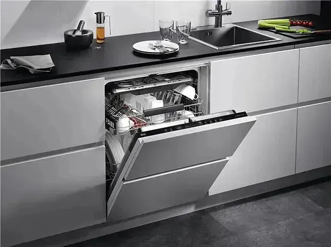 AEG 60cm Fully Integrated Dishwasher with Comfortlift Technology - Energy Efficient & Ultra Quiet (Model FSE93000RO/B) - Perfect for Modern Kitchens & Small Spaces