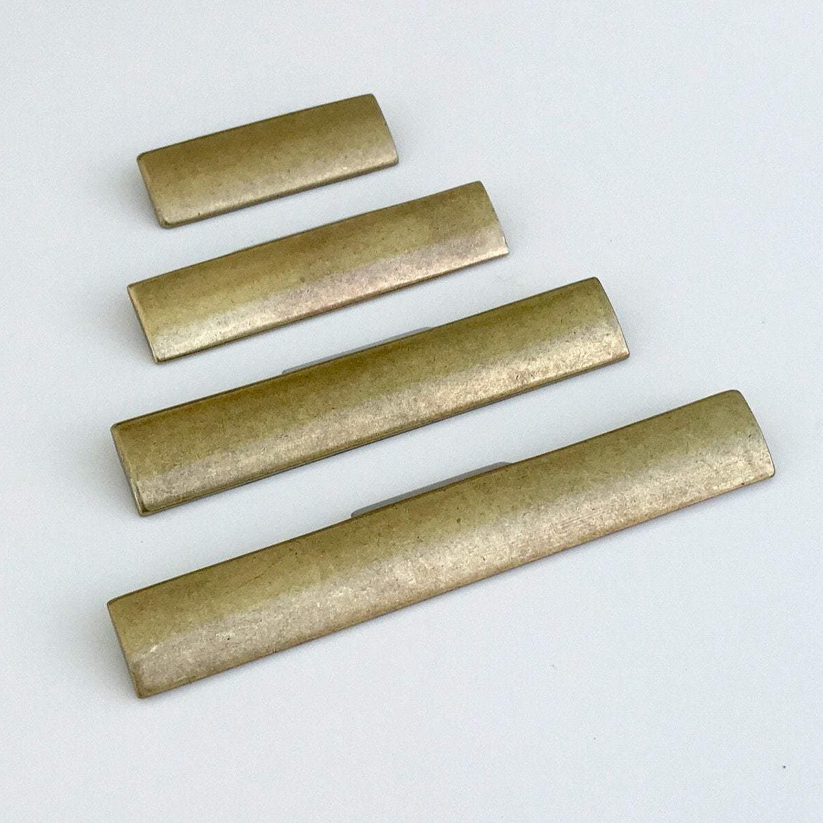 Vintage Aged Brass Rectangular Drawer Pulls - Cabinet Handles for Dressers, Kitchen Cabinets & Furniture (Set of 10) - Durable & Stylish Hardware for Home Renovation & DIY Projects