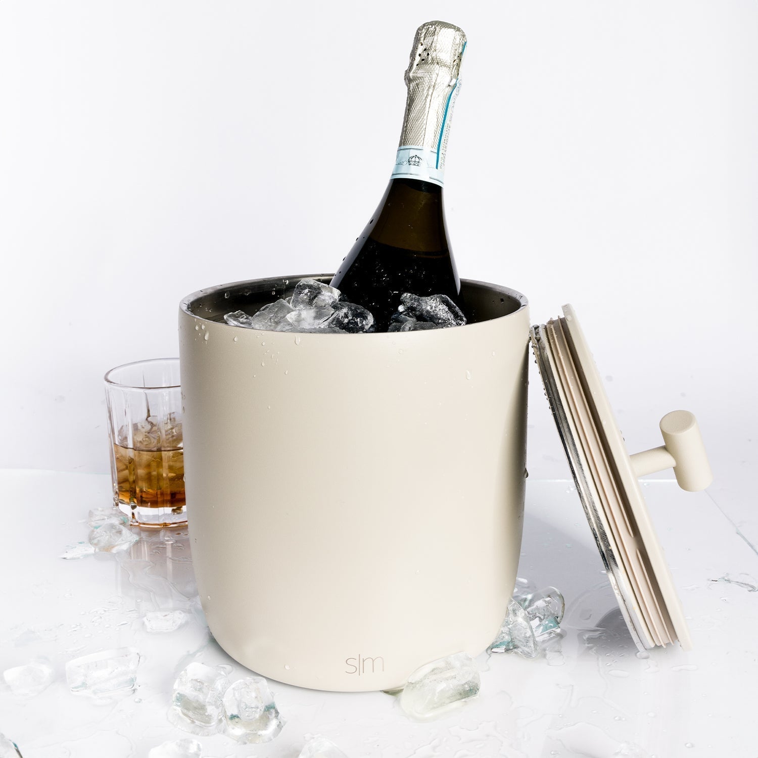 Premium Stainless Steel Ice Bucket with Lid - Chilling Drinks for Parties, Bars & Outdoor Gatherings - Elegant & Durable Cocktail Accessory