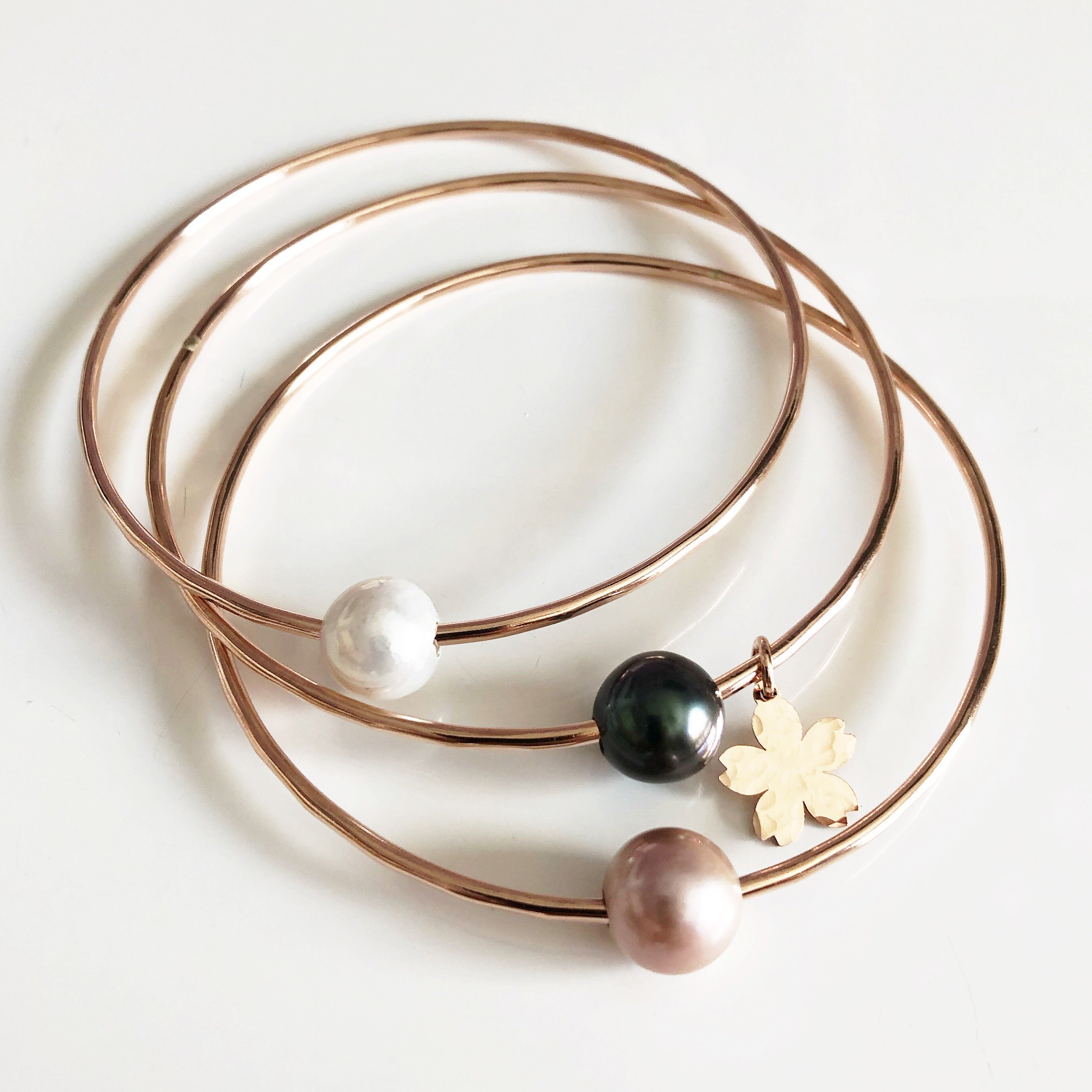 Exquisite Tahitian Pearl Bangle Bracelet (B412) - Elegant Sakura Design for Women, Perfect for Weddings, Parties & Special Occasions