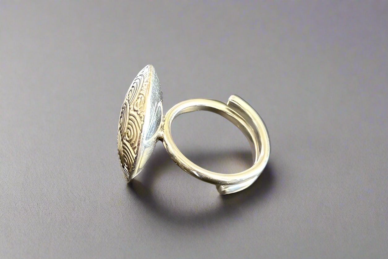 Elegant Sterling Silver Kimono Spirals Disc Ring - Perfect for Boho Fashion & Special Occasions