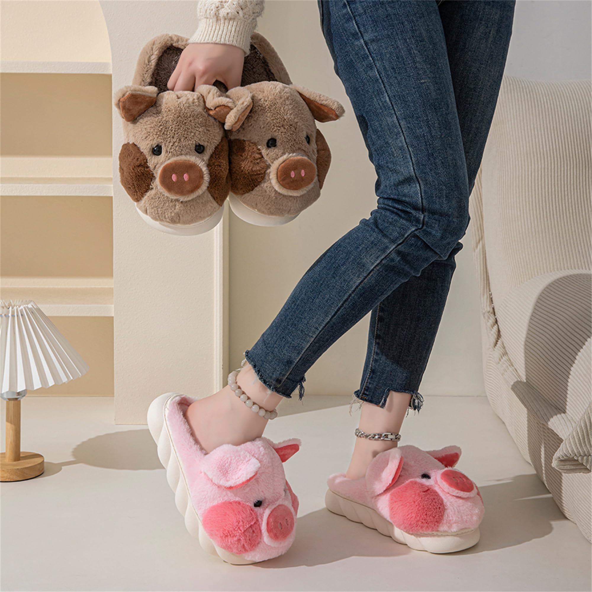 LANFIRE Women's Plush Animal Slippers - Soft Cotton Pig House Slippers for Adults - Cozy Indoor/Outdoor Home Shoes for Relaxing & Lounging