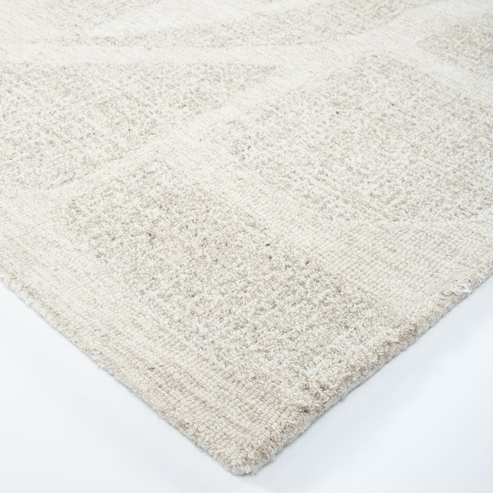 Baya Maya Oatmeal Floor Rug 200cm x 300cm (79