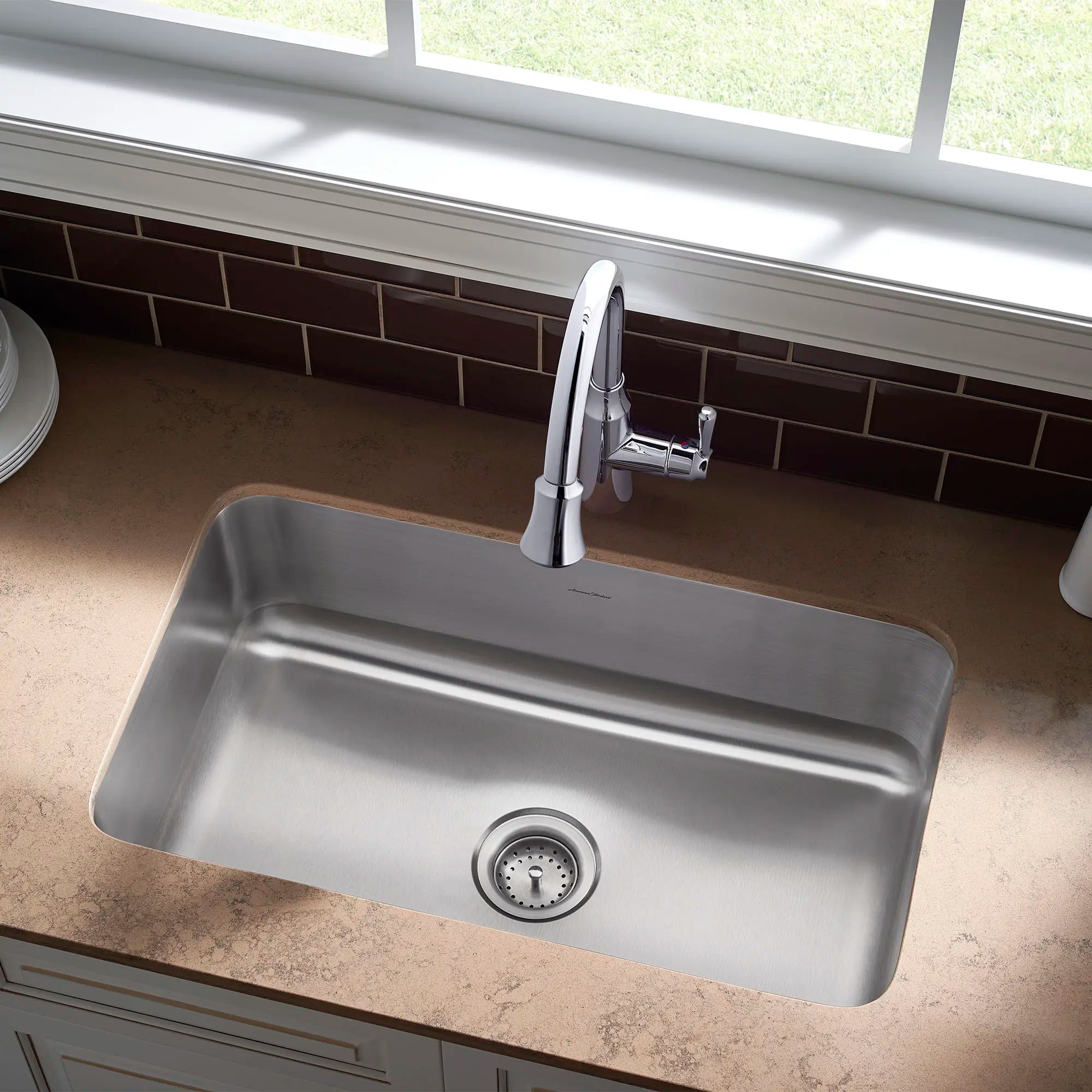 Danville® 30 x 18 Inch Stainless Steel Undermount Single Bowl Kitchen Sink - Durable & Rust-Resistant for Residential Use - Perfect for Modern Homes, Apartments & Remodeling Projects