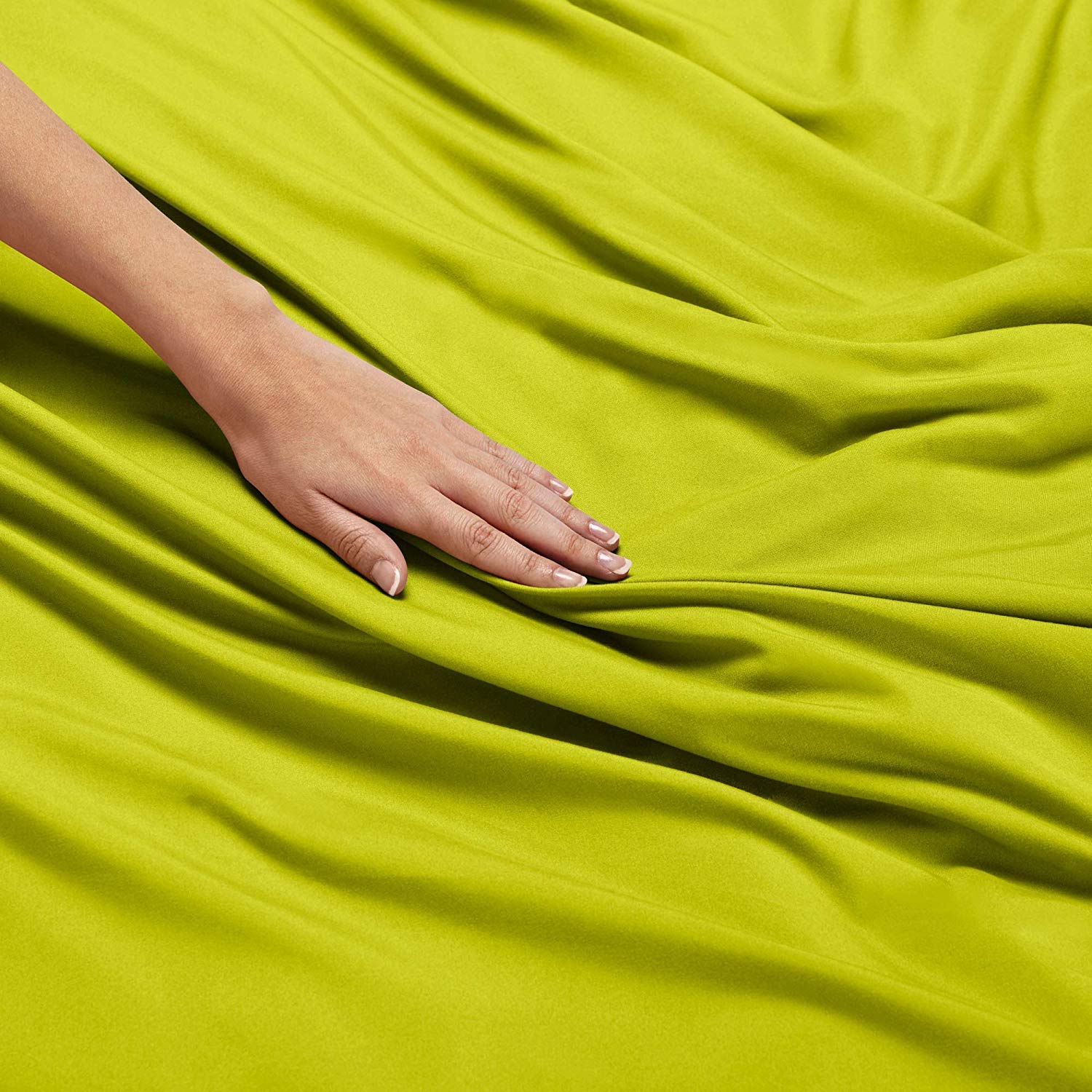 Premium 500 GSM Organic Cotton Bedding Set - 2 Piece Queen Size (1 Duvet Cover + 1 Comforter) | 1200 Thread Count, Solid Green | Ultra Soft & Breathable for All-Season Comfort - Perfect for Master Bedroom, Guest Room & Luxury Hotels