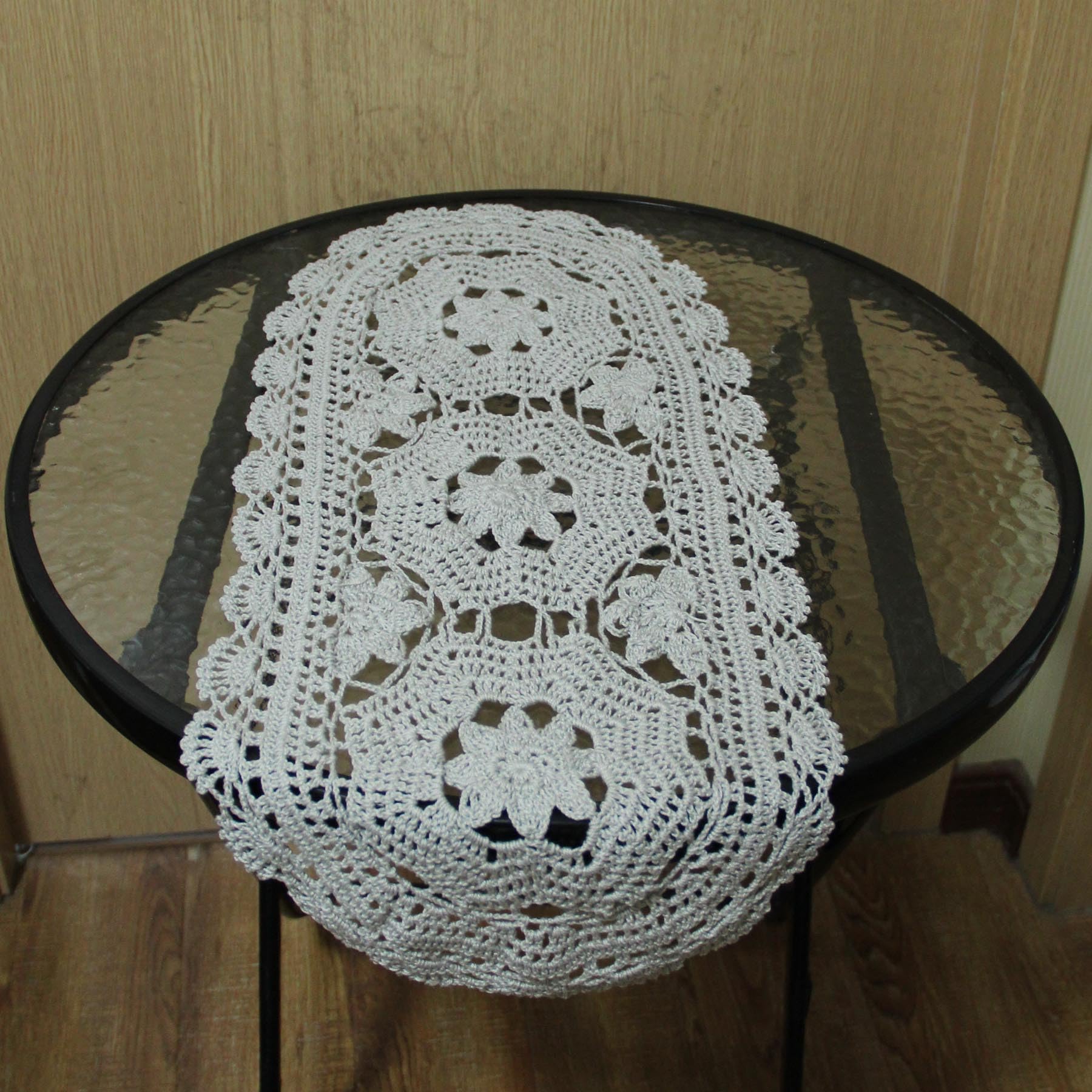BIBITIME Handmade Crochet Lace Doilies - 3 Floral Oval Tablecloth Placemats for Wedding, Dining, Kitchen Decor (10