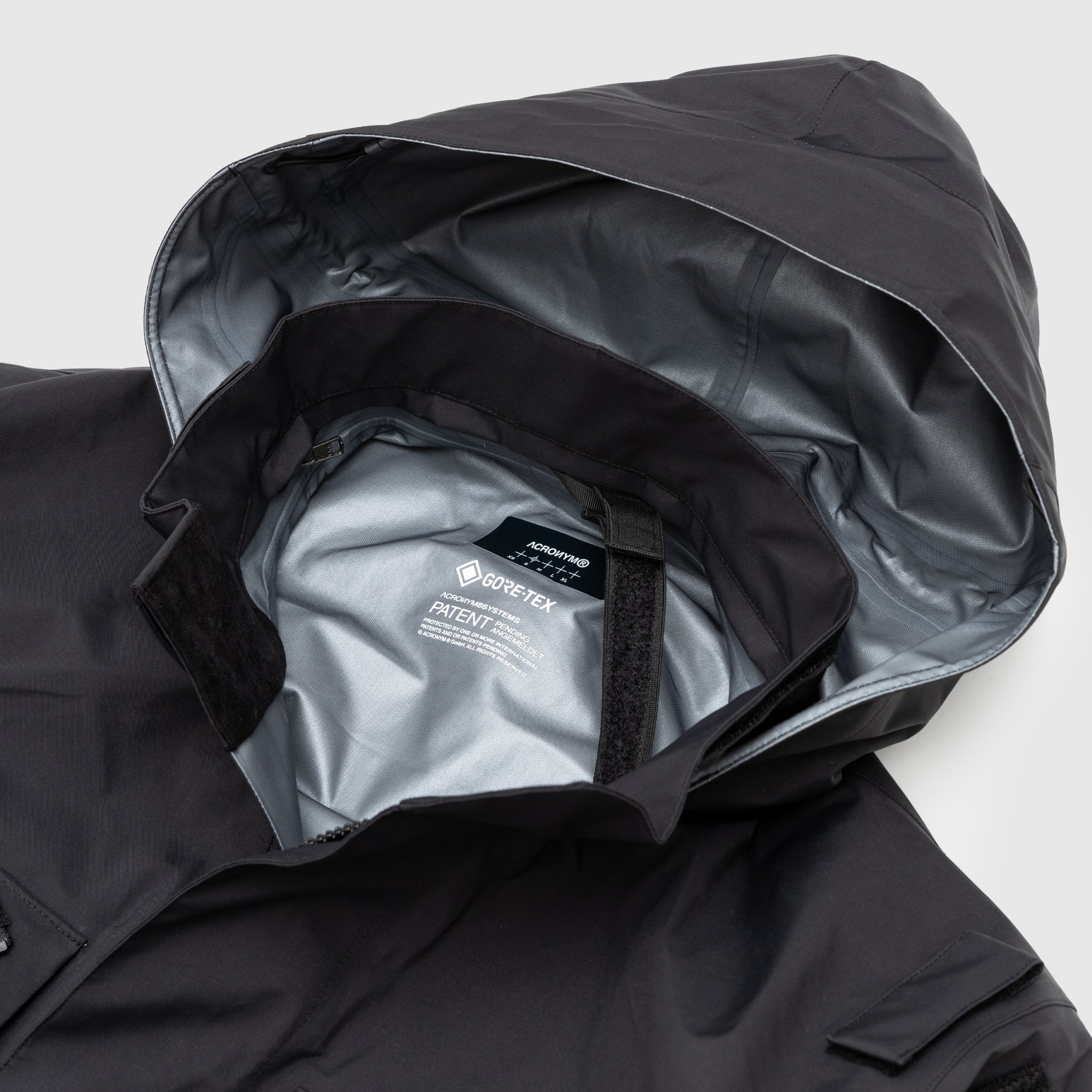 J14 GT 3L GORE-TEX Interops Jacket - Waterproof & Breathable Tactical Outerwear for Hiking, Camping & Outdoor Adventures