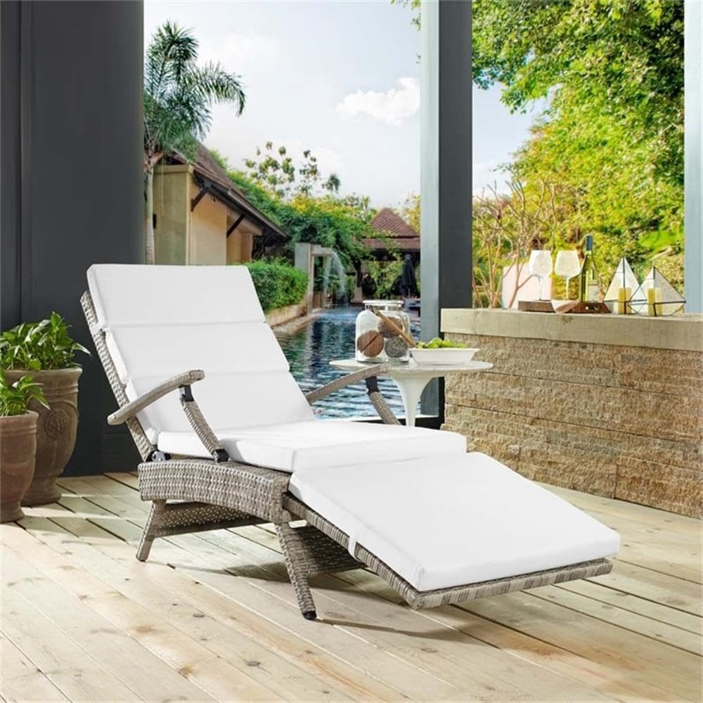 Modern White Wicker/Rattan Patio Lounge Chair - Outdoor Furniture for Poolside, Garden & Backyard Relaxation