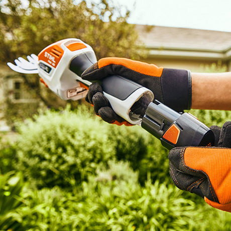 STIHL HSA 26 Cordless Shrub Shears - 18V Lithium-Ion Battery Trimmer for Hedge & Bush Trimming - Perfect for Garden Landscaping & Yard Maintenance