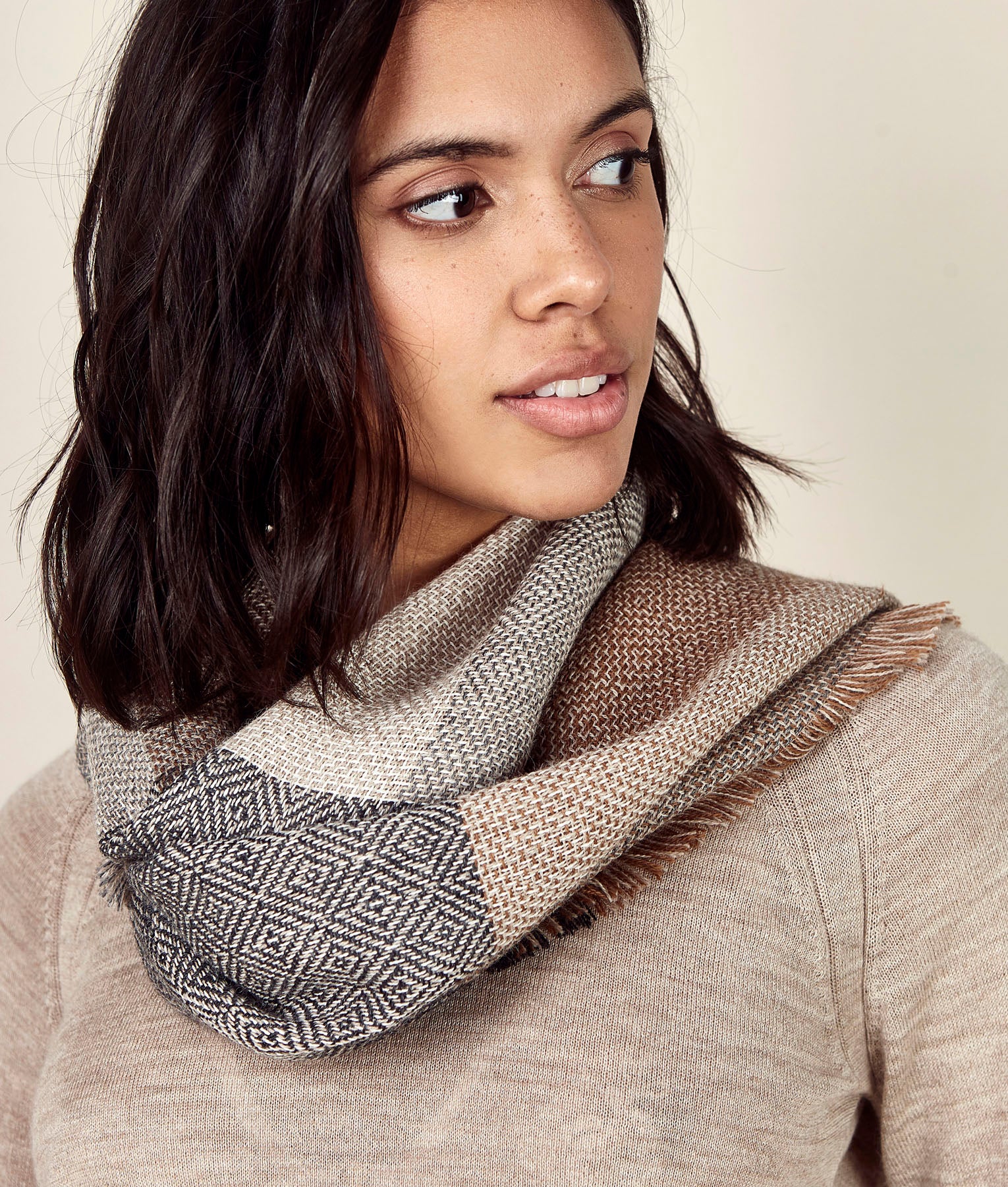Soft & Warm Baby Alpaca Scarf - Premium Handmade Alpaca Wool Wrap for Women & Men - Perfect for Winter, Fall & Outdoor Activities