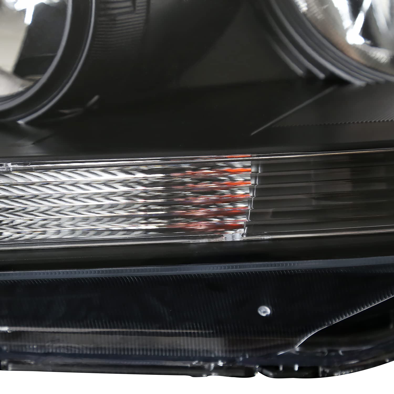 Spec-D Tuning Black Headlights for 2005-2007 Honda Odyssey - LED Driving Lights, Left & Right Pair Headlight Assembly - Upgrade Your Minivan for Night Driving & Enhanced Style