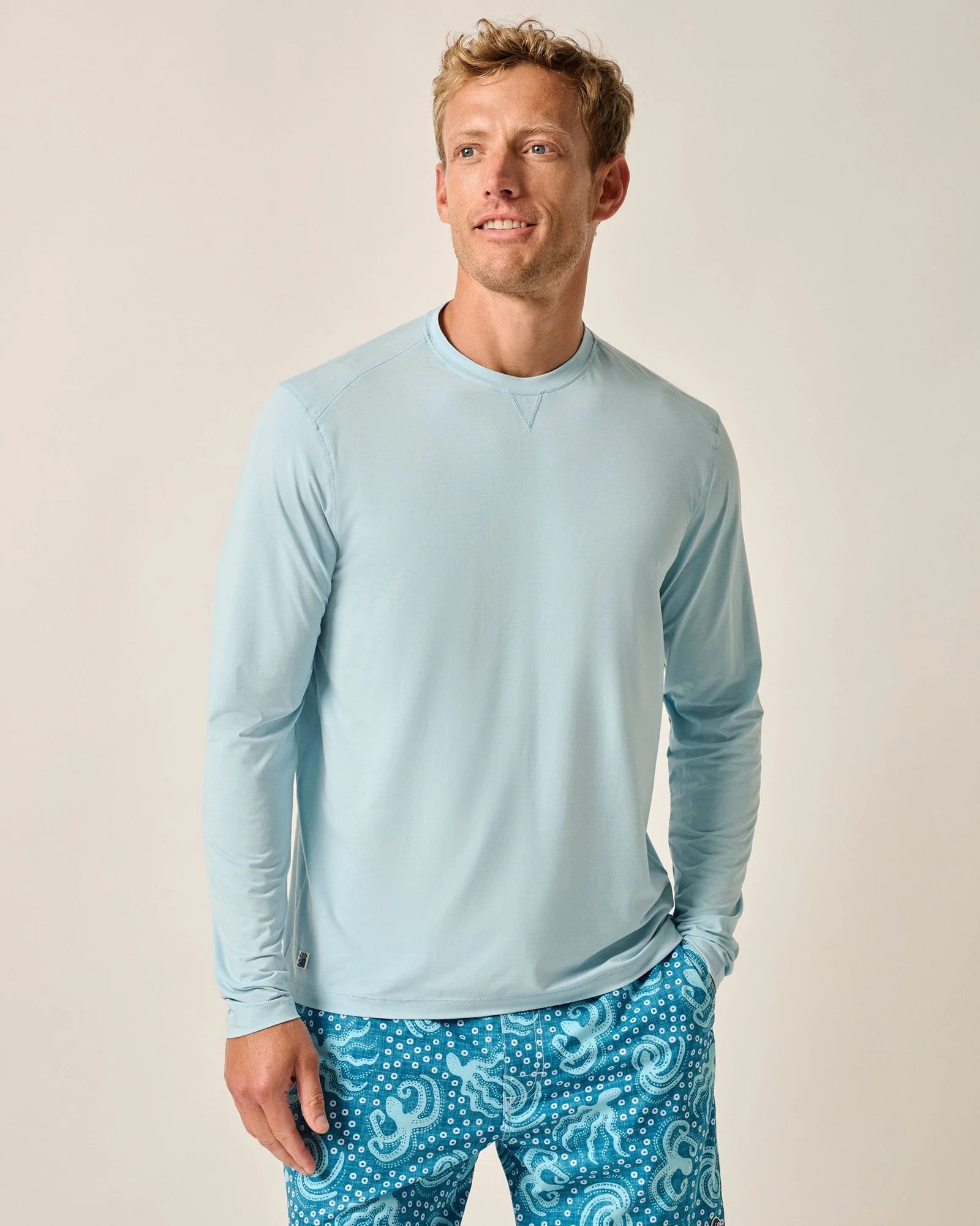 Johnnie O Basin Prep Performance Long Sleeve T-Shirt for Men - Comfortable & Stylish Casual Shirt for Golf, Boating & Outdoor Activities
