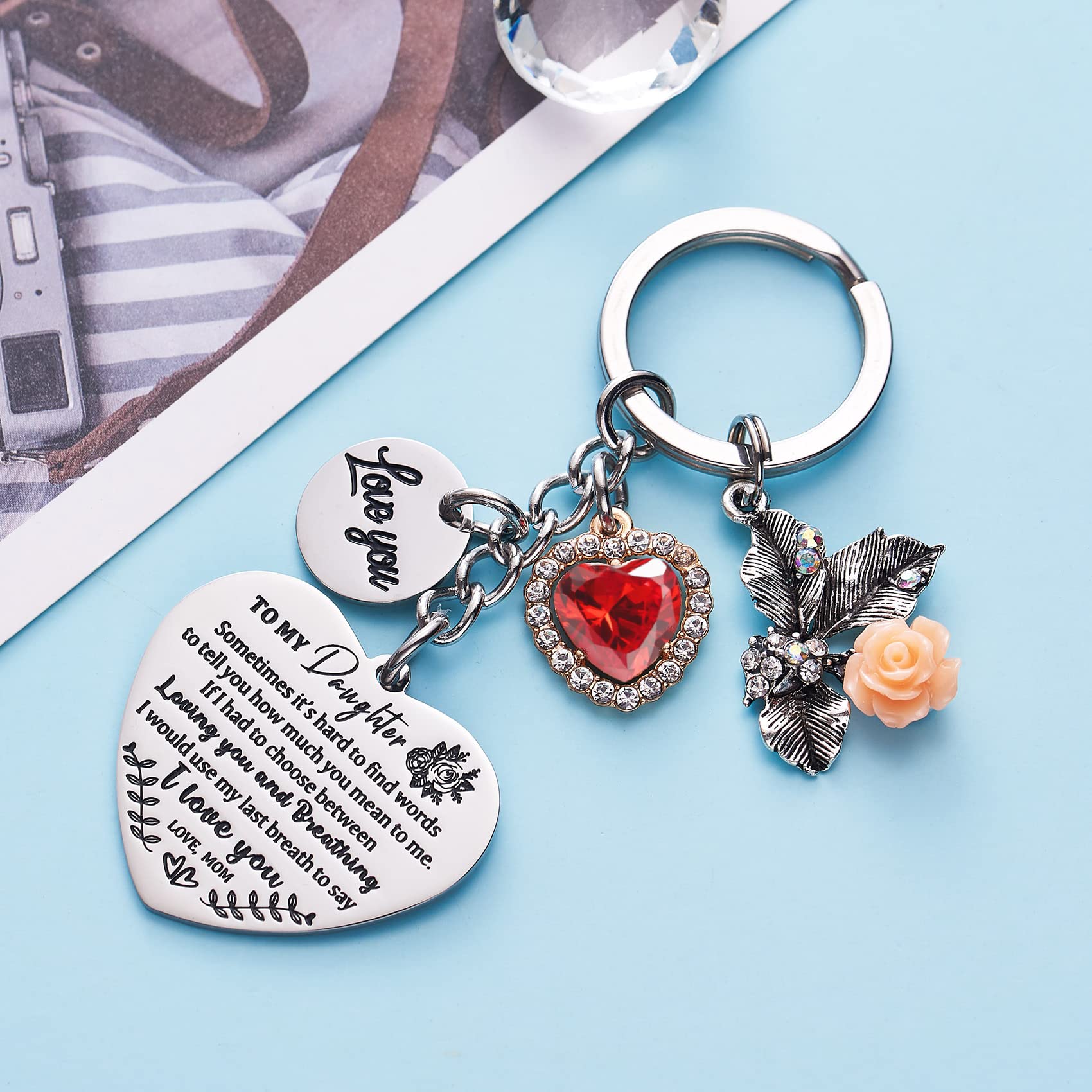 Personalized Graduation Keychain for Daughter - Inspirational Birthday Gift for Girls - Perfect for Graduation Ceremonies, Birthday Celebrations & Daily Carry