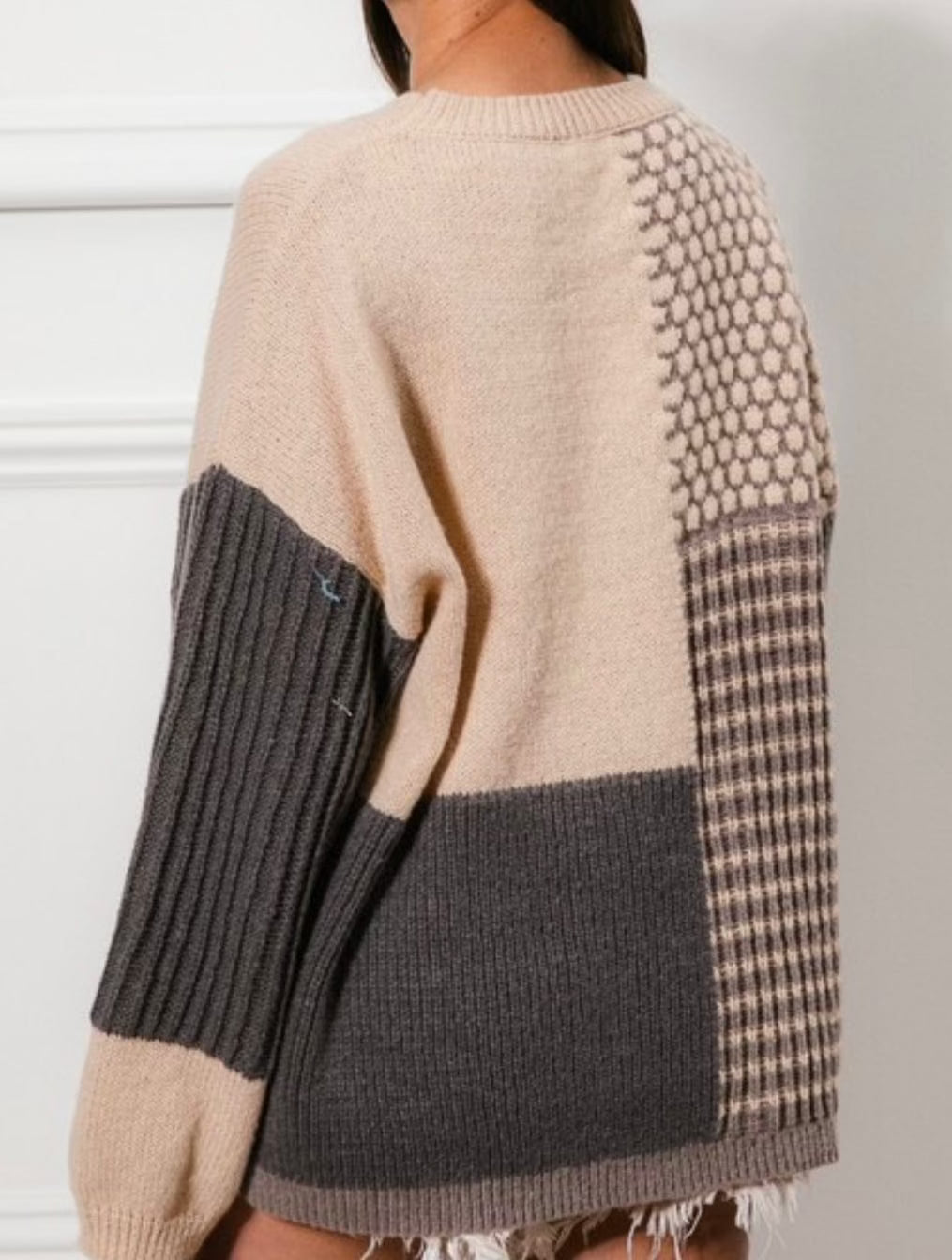 Women's Long Sleeve Color Block Sweater - Stylish Mixed Color Knit Pullover for Fall & Winter | Perfect for Office, Casual Outfits and Date Nights