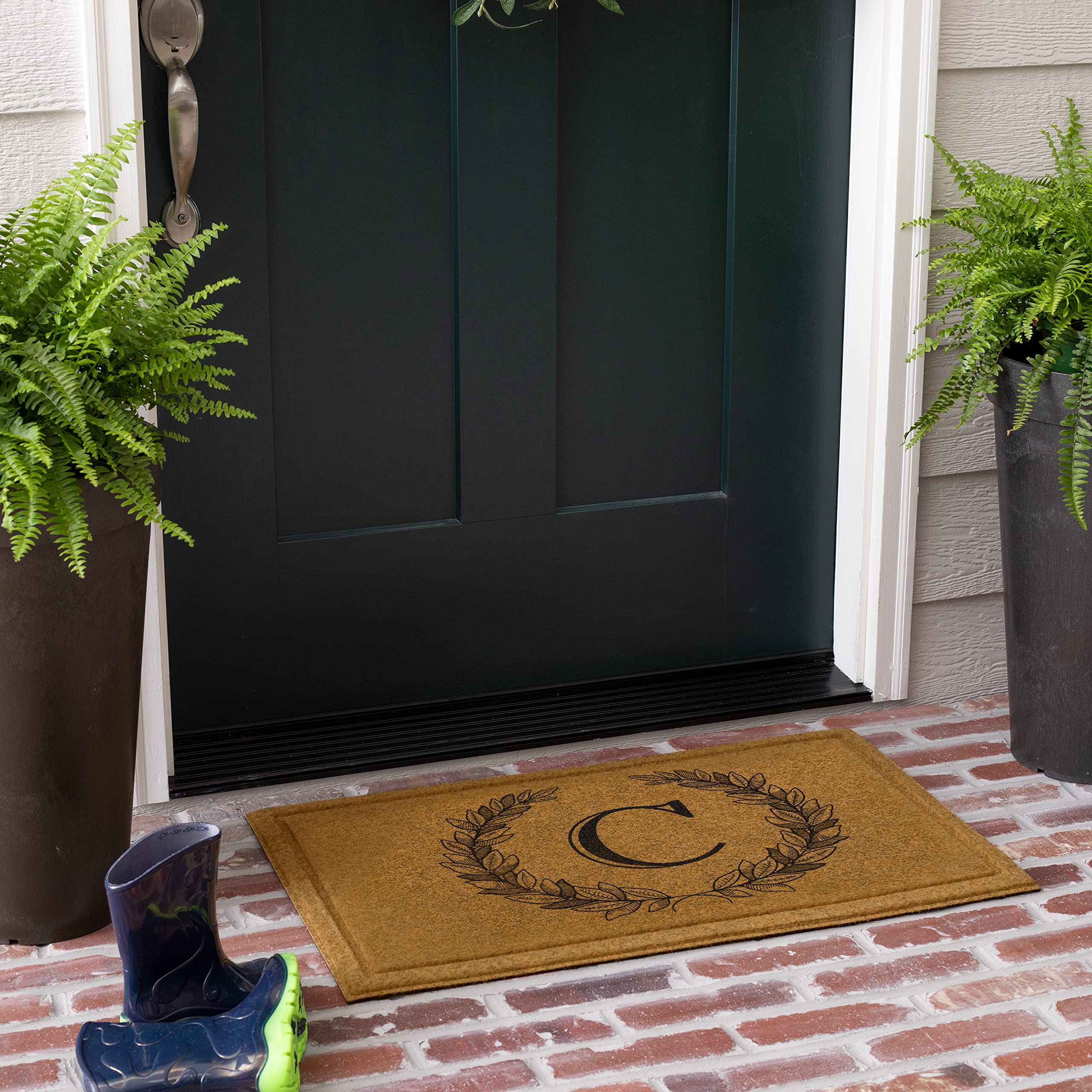 Mohawk Home Laurel Monogram Letter C Doormat 1.5' x 2.5' - Faux Coir, All-Weather Outdoor Mat with Non-Slip Recycled Rubber Backing - Perfect for Entryways, Patios & Front Doors