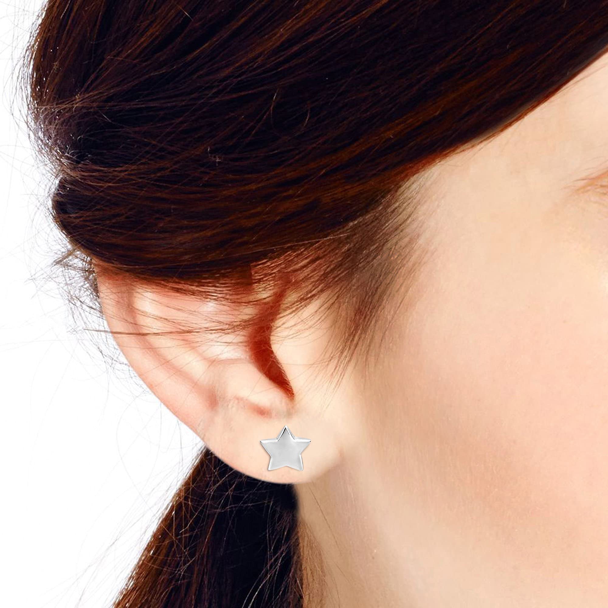 AeraVida Minimalist Star 925 Sterling Silver Stud Earrings for Women - Dainty & Elegant Star Earrings for Everyday Wear, Gift Giving & Special Occasions