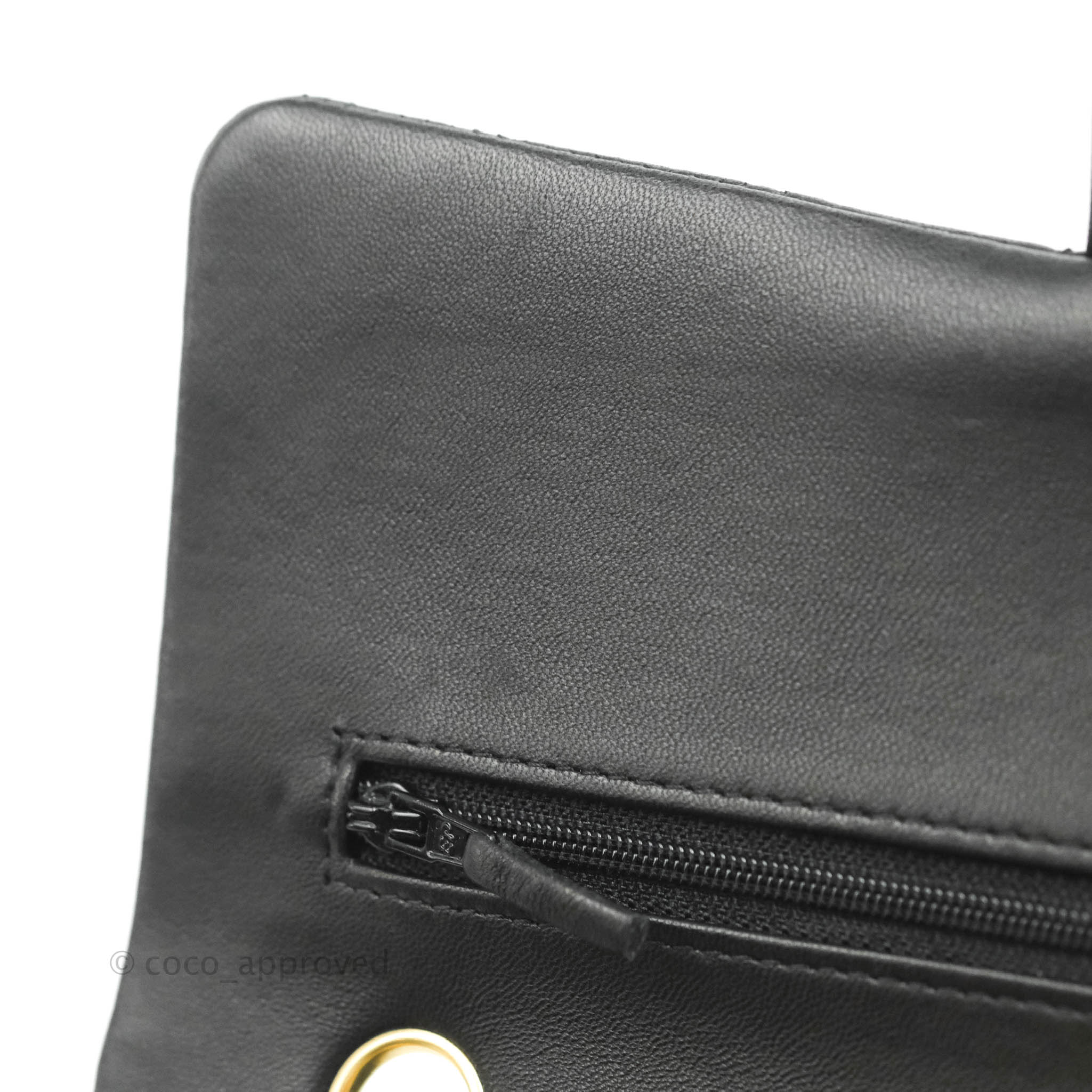 Chanel Classic Medium Double Flap Bag in Black Lambskin Leather with Gold Hardware - Luxury Handbag for Women, Perfect for Work, Evening Events & Special Occasions
