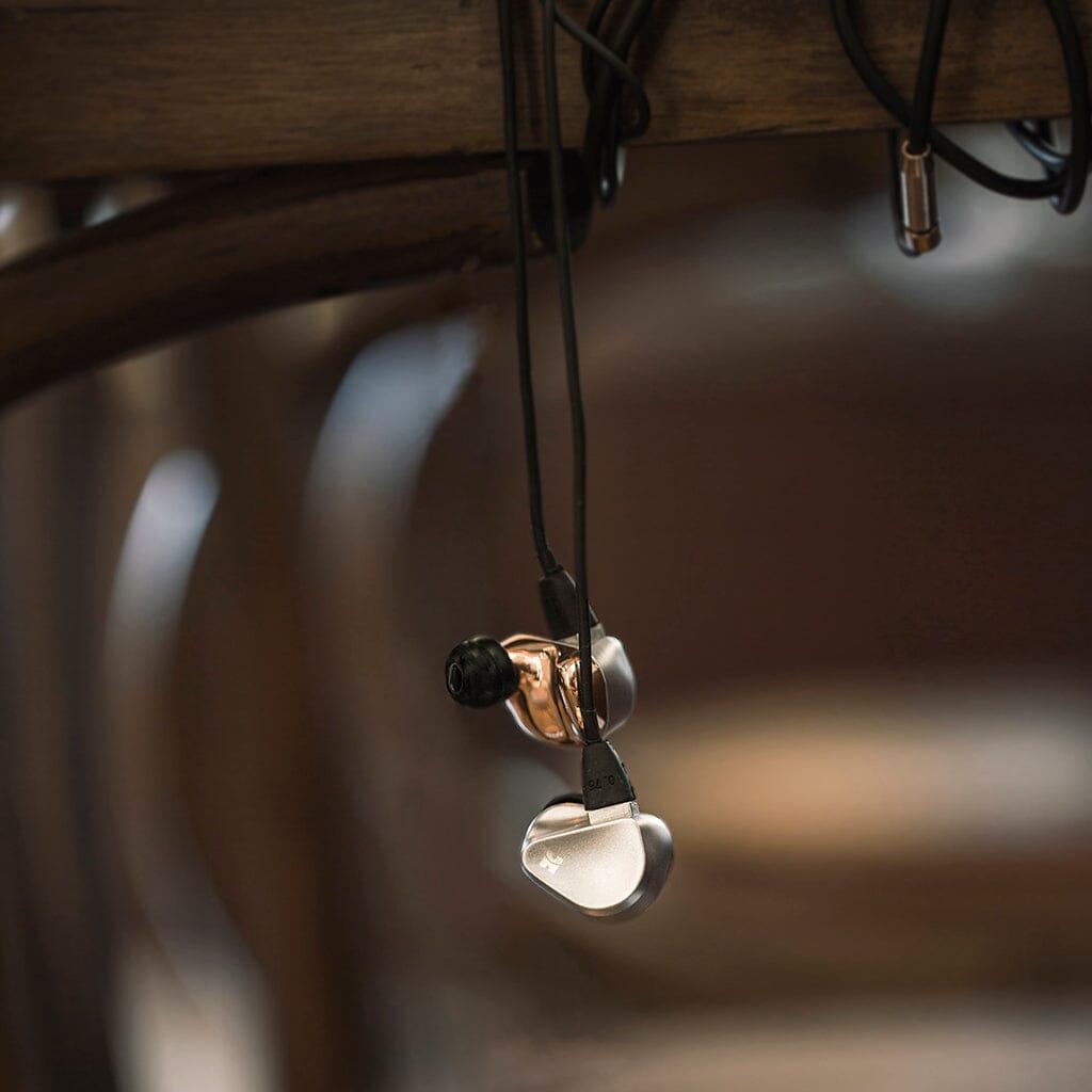 Hifiman Svanar Wireless In-Ear Headphones with High-Resolution Audio - Perfect for Commuting, Workouts & Travel