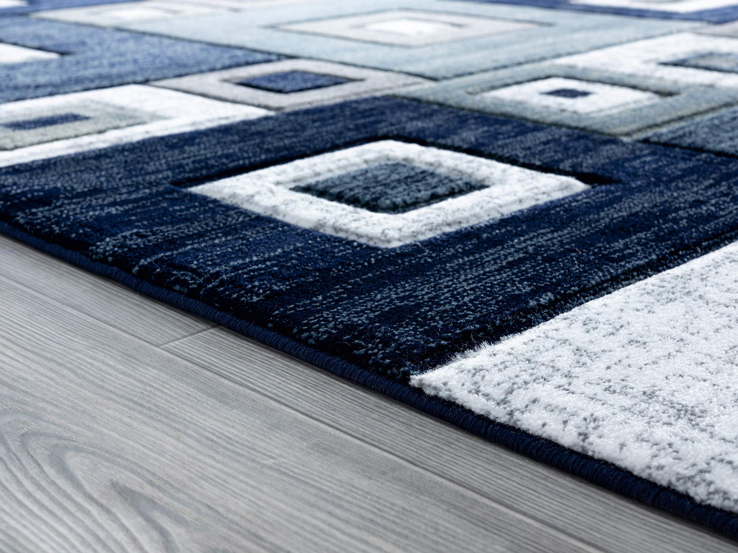 United Weavers of America Bristol Cicero Navy Area Rug 5'3