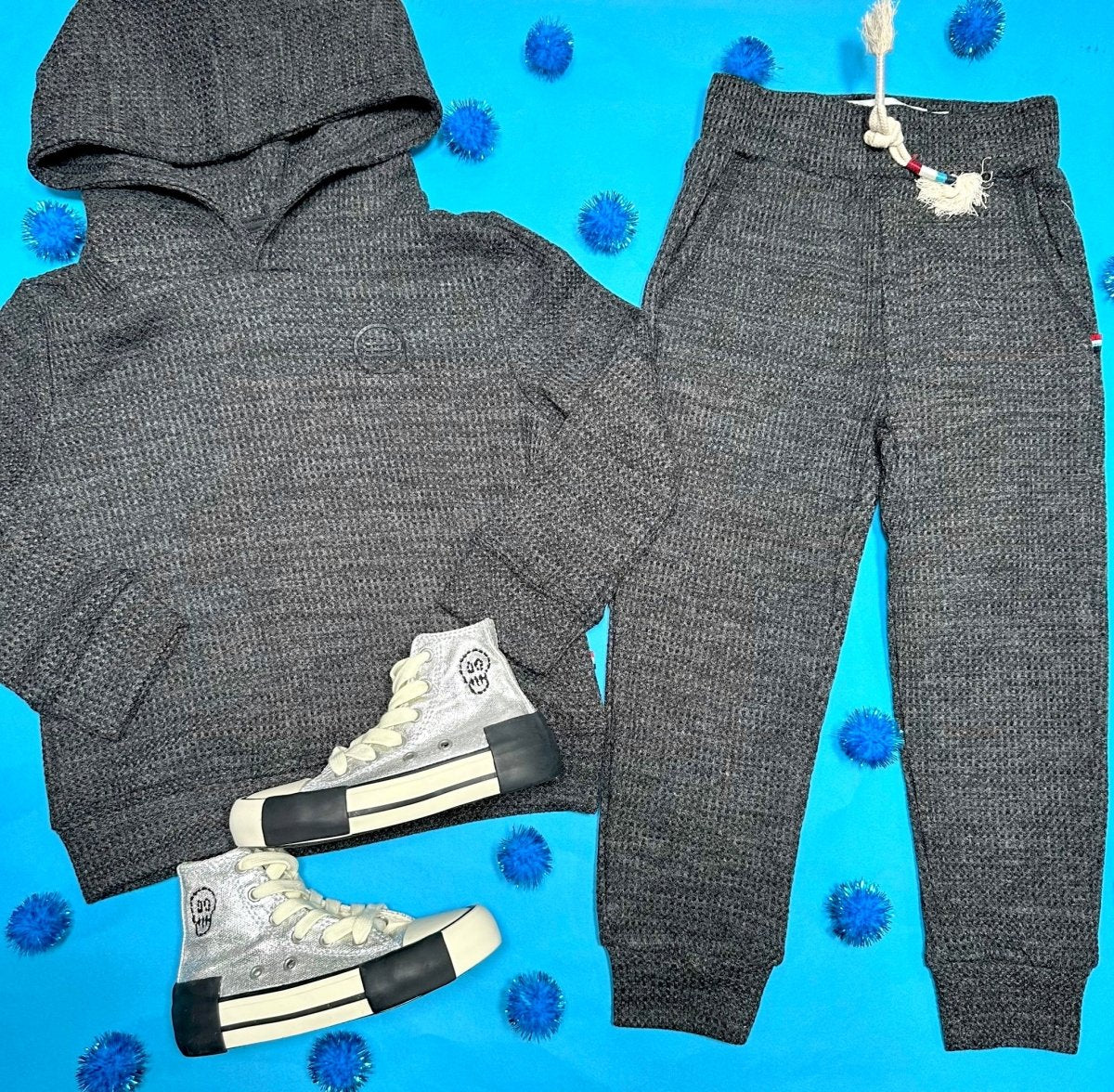 Sol Angeles Thermal Hoodie for Men & Women - Cozy Fleece-Lined Winter Pullover - Preorder Now for Cold Weather Comfort | Perfect for Outdoor Activities, Hiking & Casual Wear