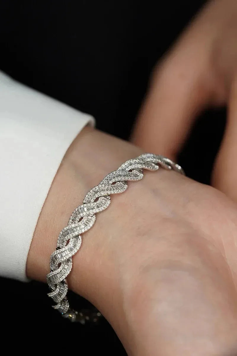 18K White Gold Diamond Bracelet for Women - 4.18 Carat Real Natural Diamonds, Luxury Shiny Design - Perfect for Parties, Weddings & Special Occasions