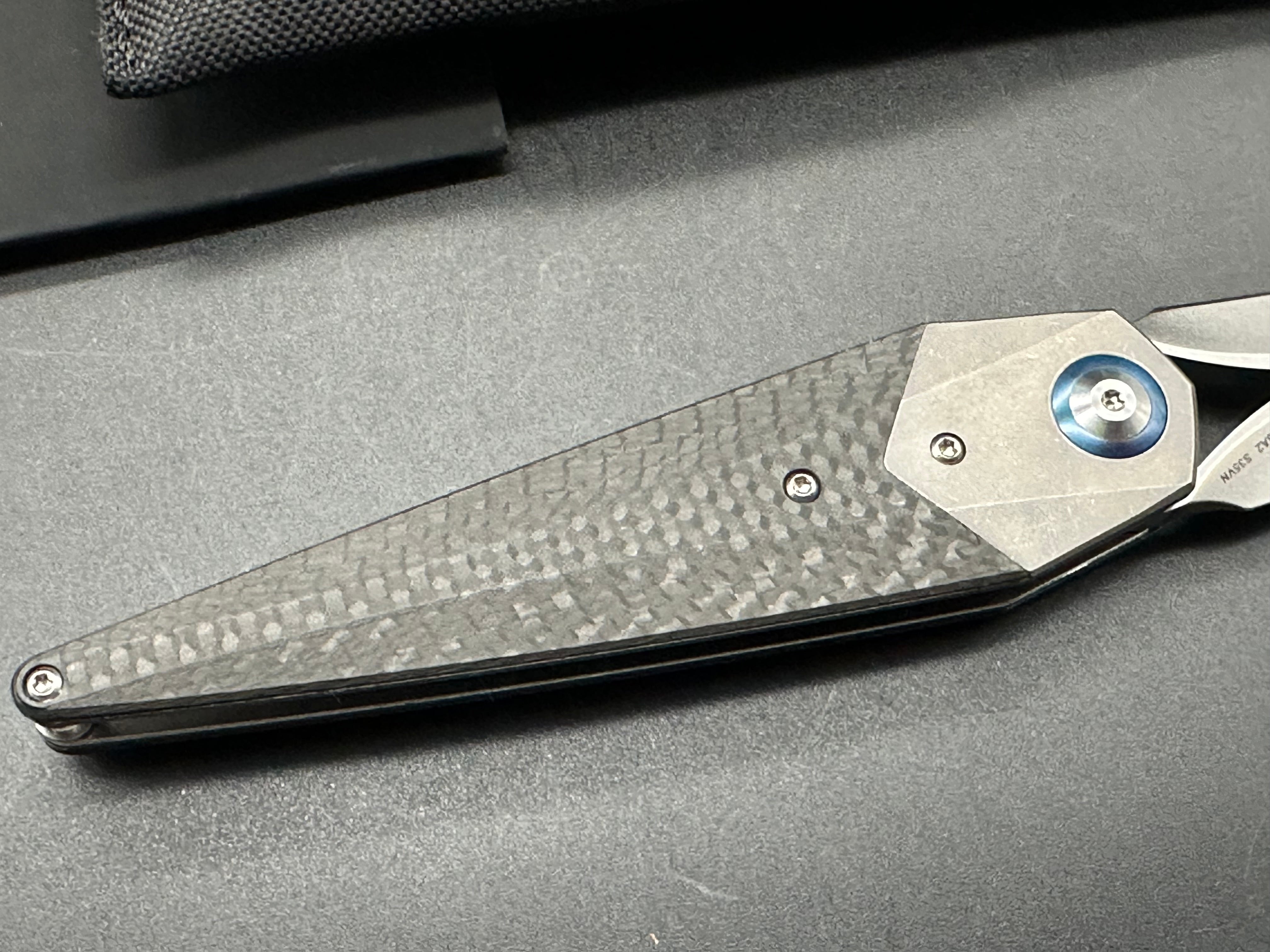 Kizer Soze Grey Titanium Frame & Bolster Folding Knife with Carbon Fiber Handle - S35VN Dagger Satin Blade - EDC, Outdoor, Camping, Survival, Tactical Gear