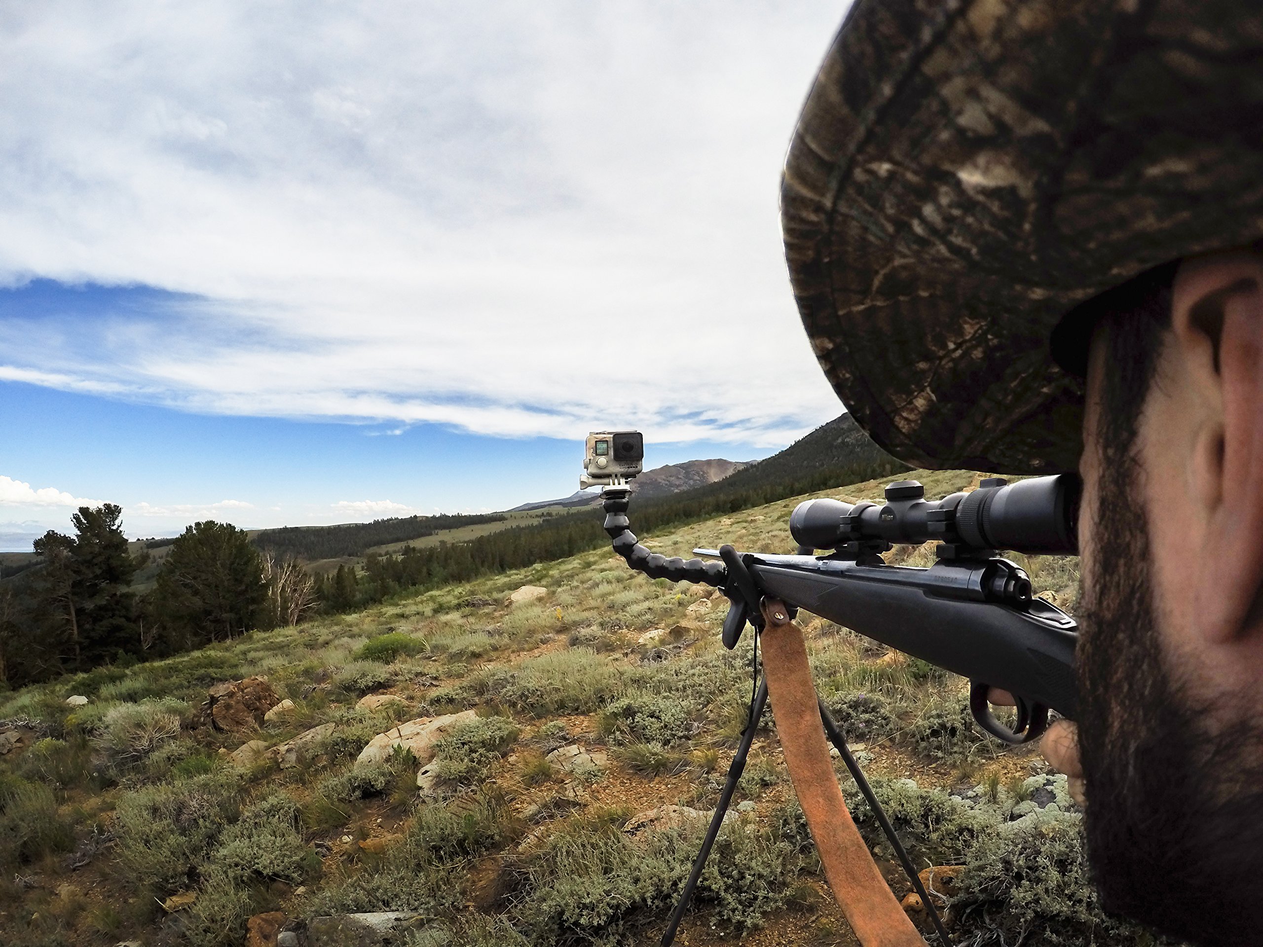 GoPro Camo Housing with QuickClip - Realtree Xtra Camouflage Design | Official GoPro Accessory for Hunting, Wildlife Photography & Outdoor Adventures