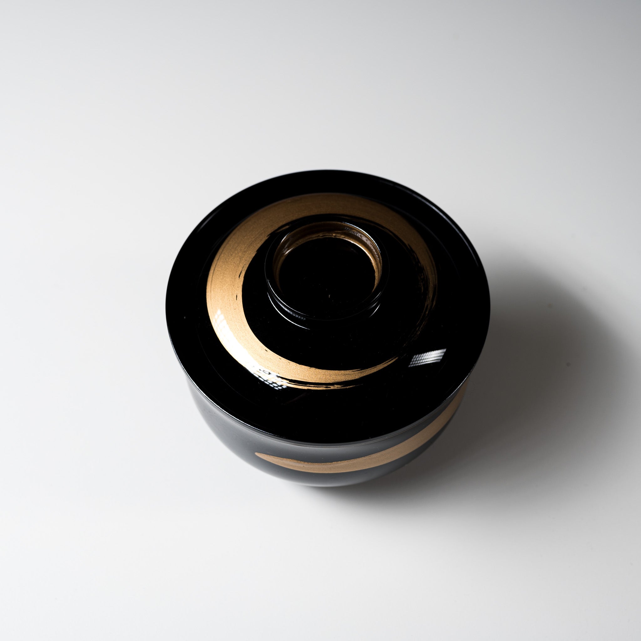 Premium Resin Soup Bowl with Lid - Gold Brush Design | Elegant Japanese Miso Soup Bowl for Home Dining & Gifts | Microwave & Dishwasher Safe