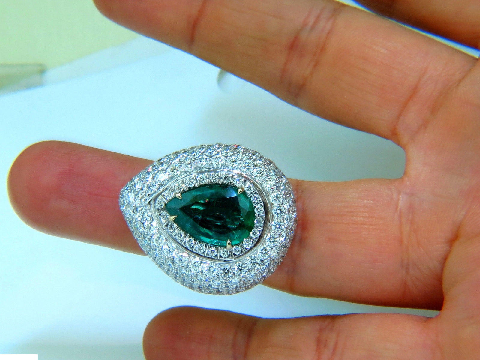 17.60CT 18K Gold Natural Green Emerald Diamond 3D Puffed Dome Deco Ring for Women - Elegant Statement Jewelry for Weddings, Parties & Special Occasions