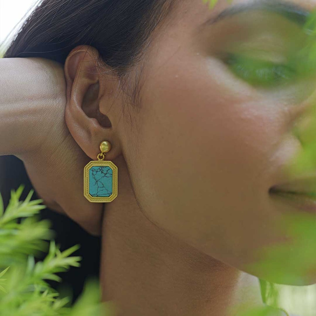 True Essence Turquoise Pendant Necklace & Stud Earrings Set – Elegant Jewelry Gift for Women, Perfect for Weddings, Parties & Everyday Wear