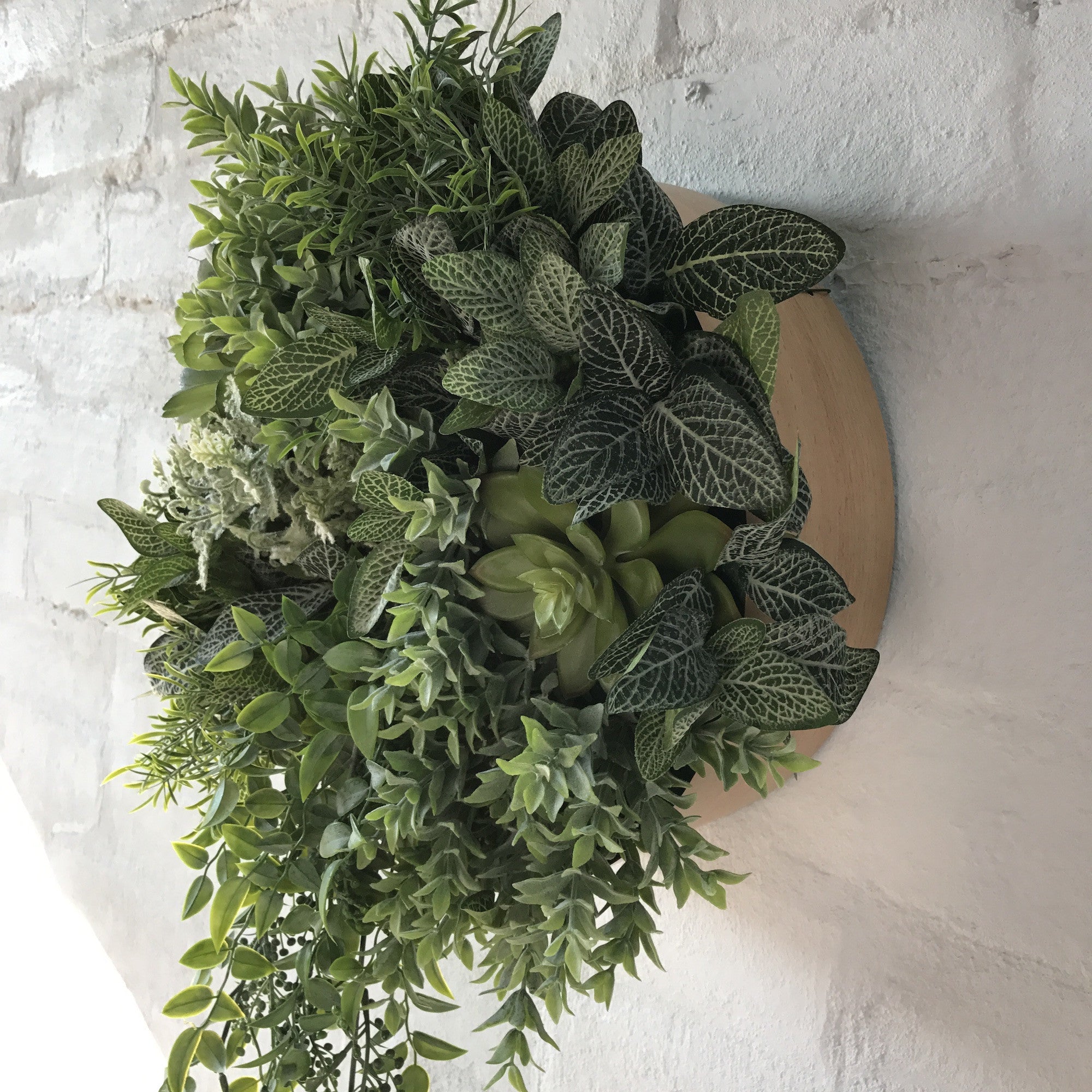 Premium Artificial Green Circle Wreaths for Home Decor - Perfect for Doors, Walls, and Seasonal Holiday Decorations
